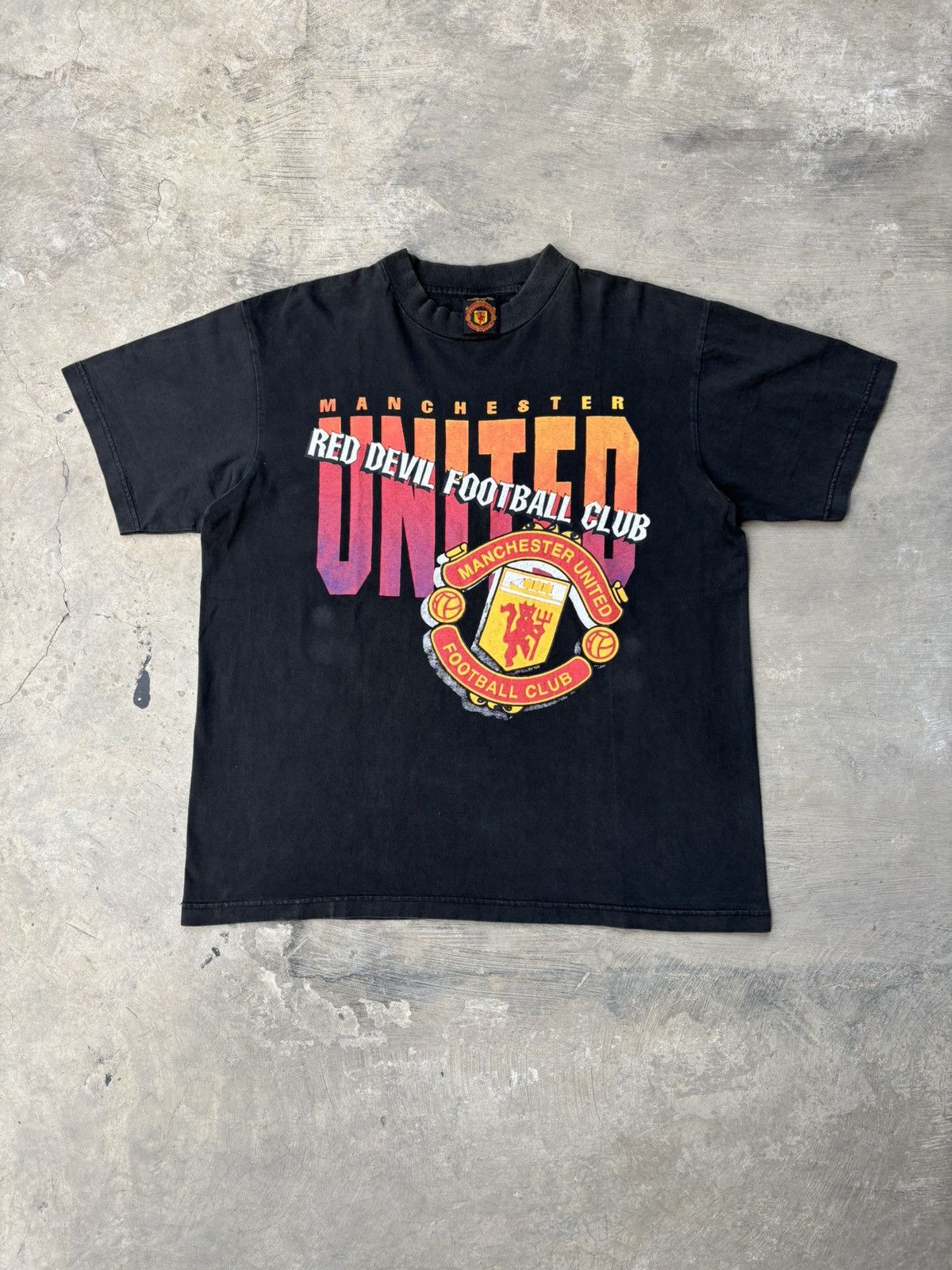 Vintage Vintage Manchester United Red Devil FC Size US L / EU 52-54 / 3 - 1 Thumbnail