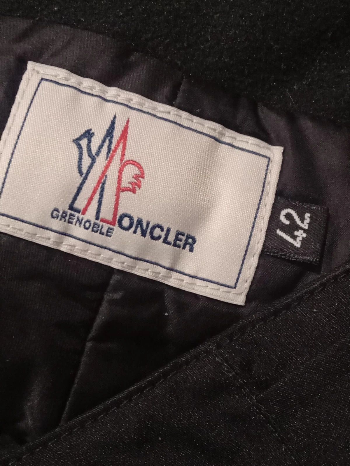 Moncler Grenoble MONCLER Grenoble Windproof Padded Ski Pants Size 42 Size 28" / US 6 / IT 42 - 6 Thumbnail