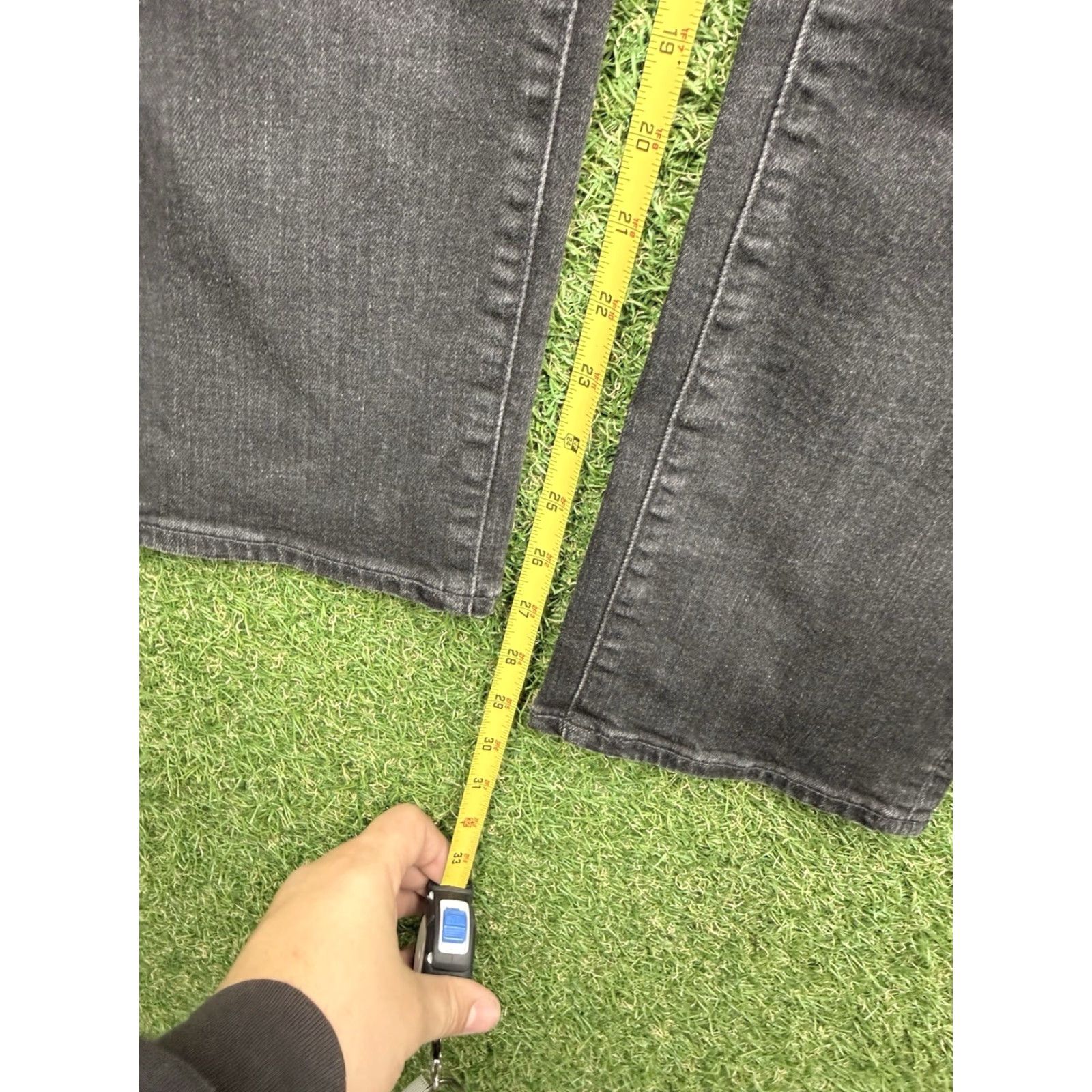 Vintage AG Adriano Goldschmied Jeans Womens 26 Black Denim High Rise Wide Leg 26x30 Jeans Size 26" / US 2 / IT 38 - 7 Thumbnail