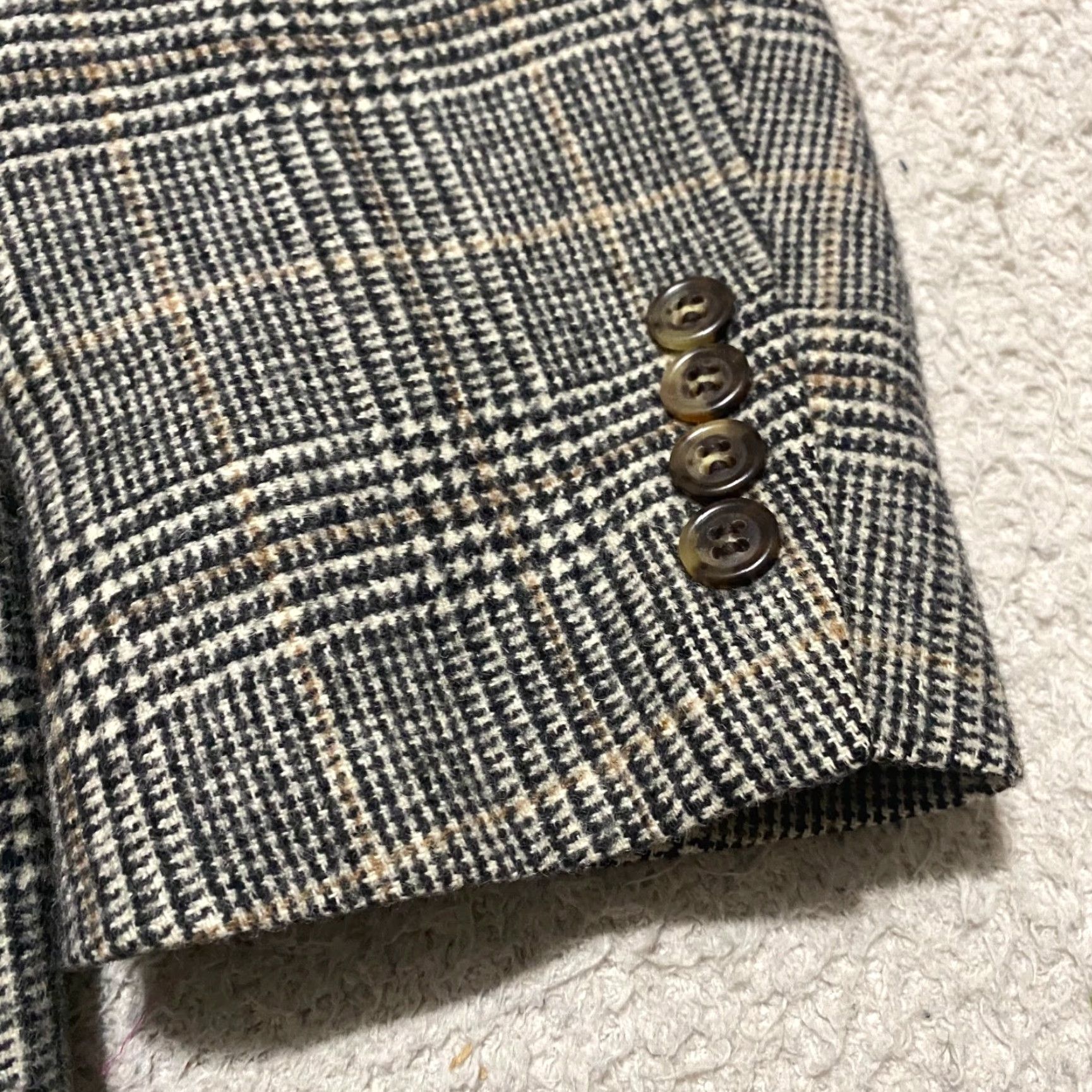Jos. A. Bank Jos A. Bank Blazer Mens 2 Button Red Plaid Camel Hair 2 Piece Premier Jacket Notch Lapel 4-Button Chest 44in Regular Fits Mens Size 46R - 5 Thumbnail