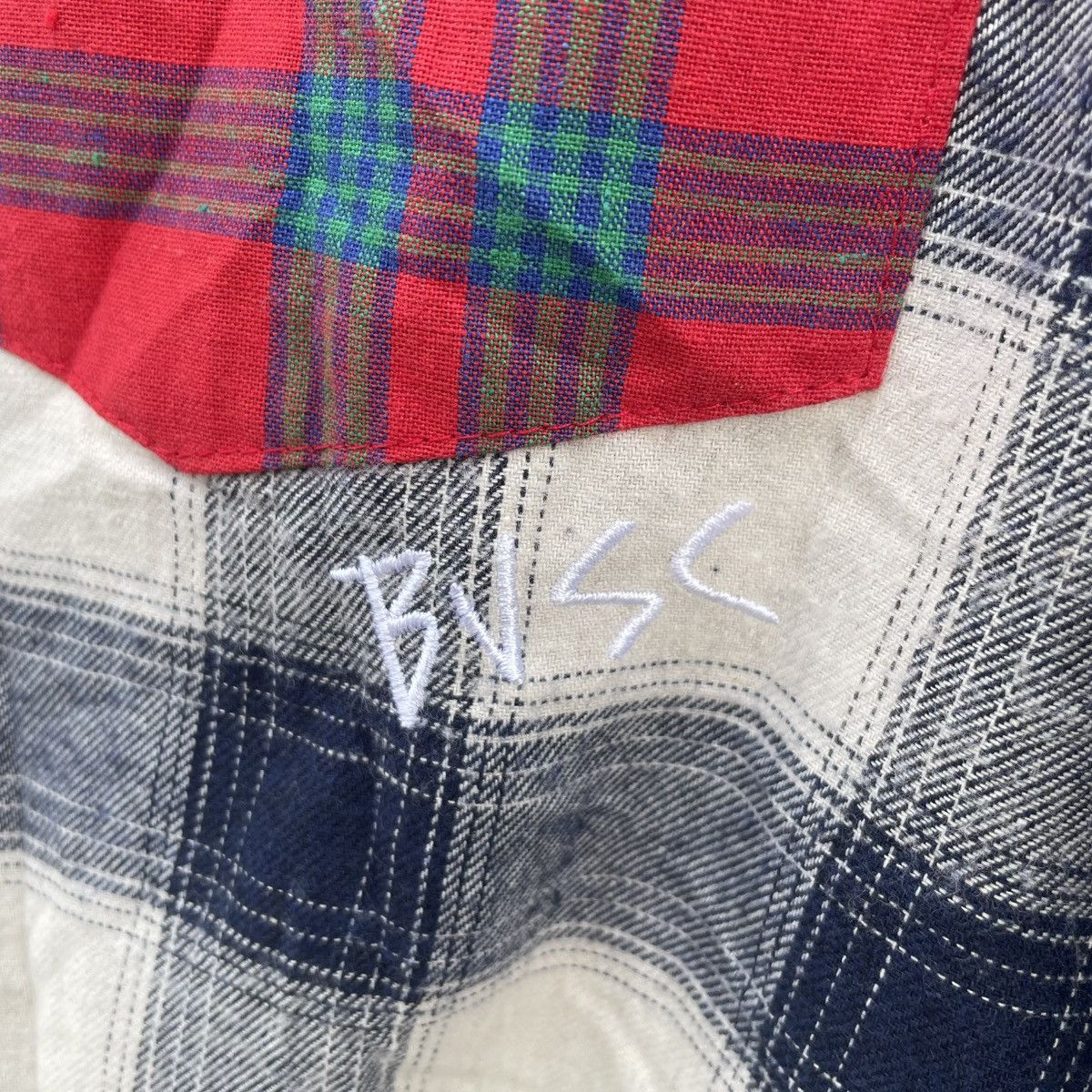 If Six Was Nine Stigma LTD Vatos Society Multicolor Flannel Needles Style Size US L / EU 52-54 / 3 - 5 Thumbnail