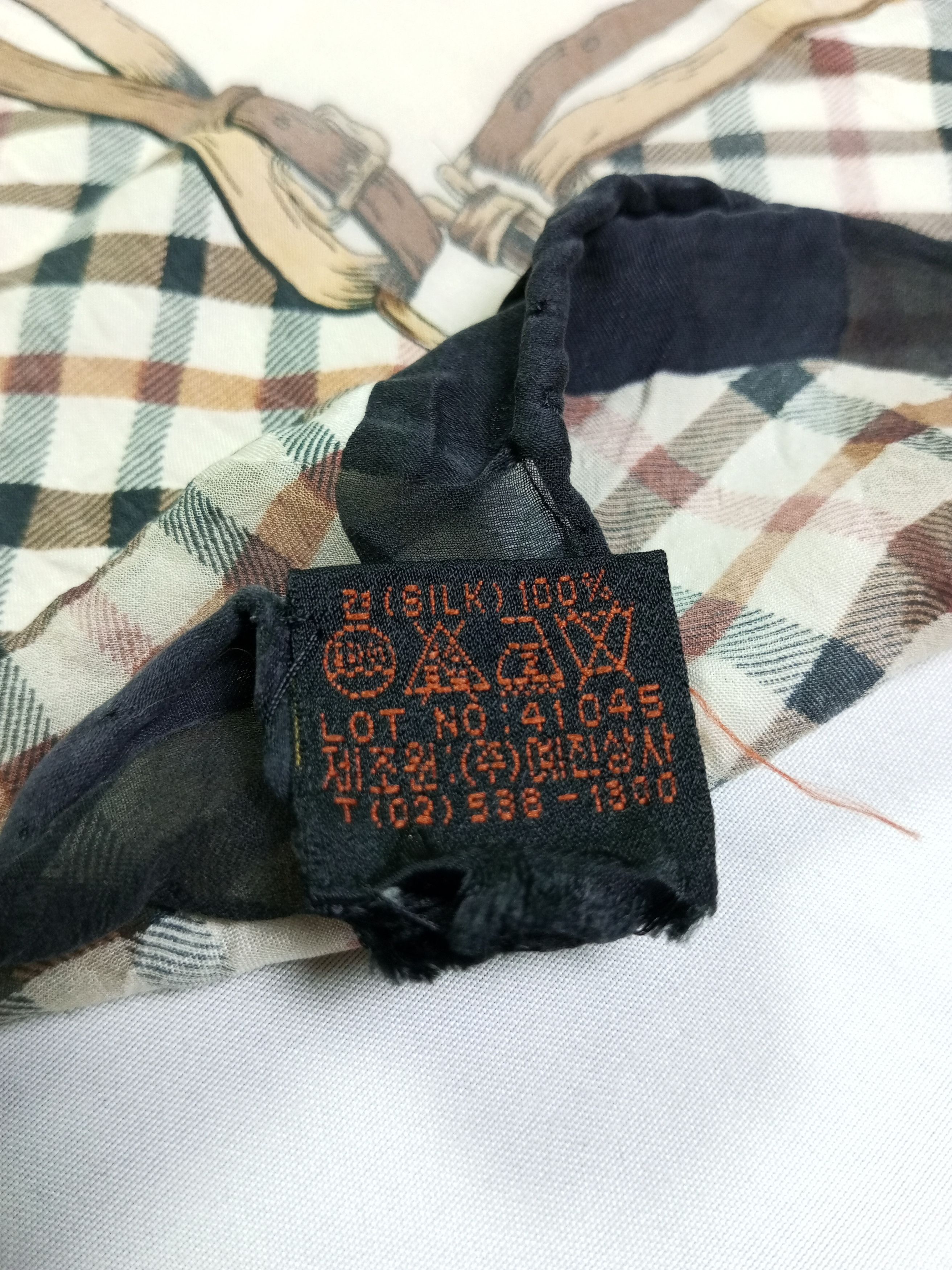 DAKS × Vintage Vintage Daks London Silk Scarf Size ONE SIZE - 8 Thumbnail