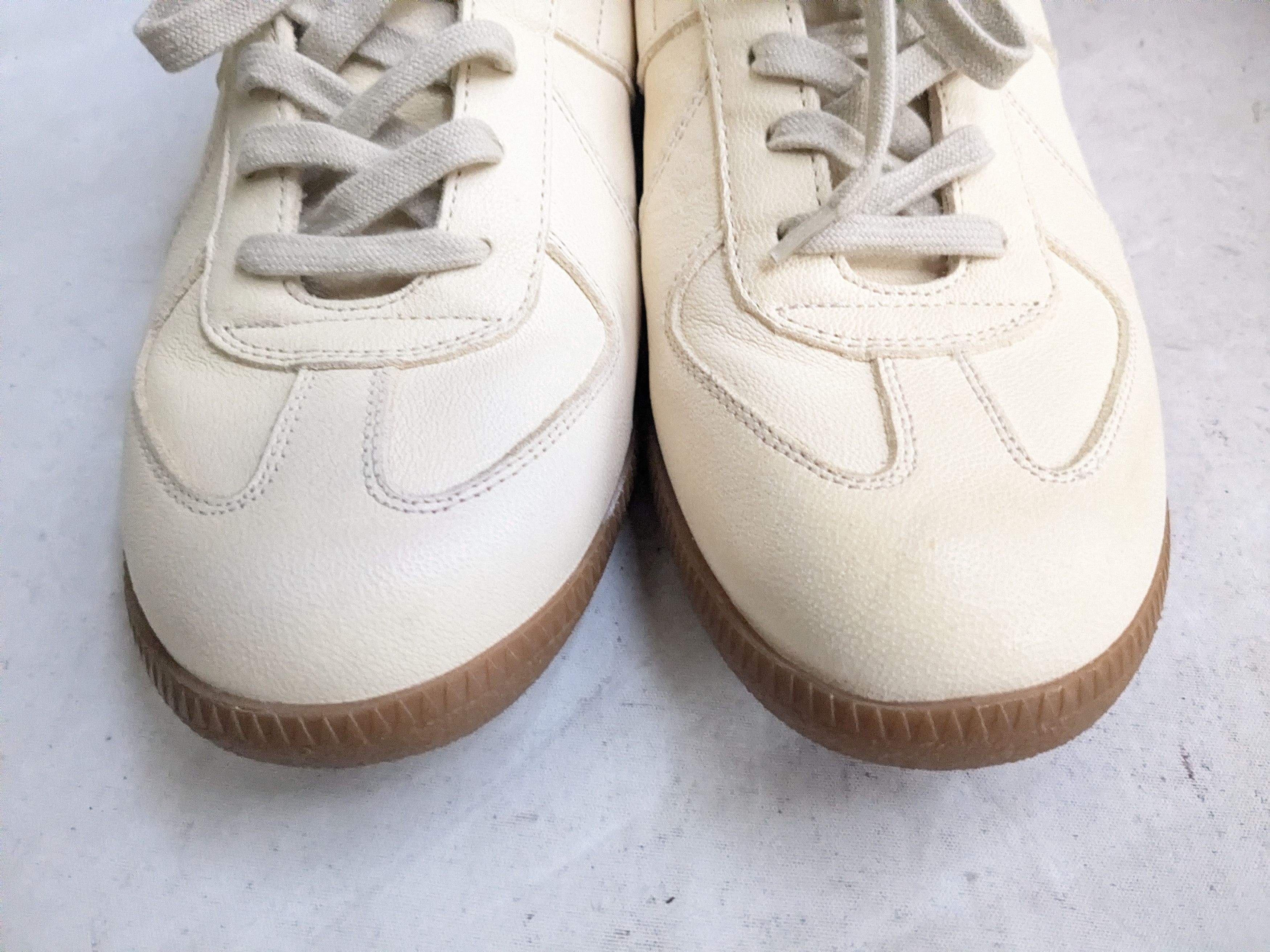 Maison Margiela Maison Margiela Replica GAT Beige Gum 10 43 Low Tops Size US 10 / EU 43 - 2 Thumbnail