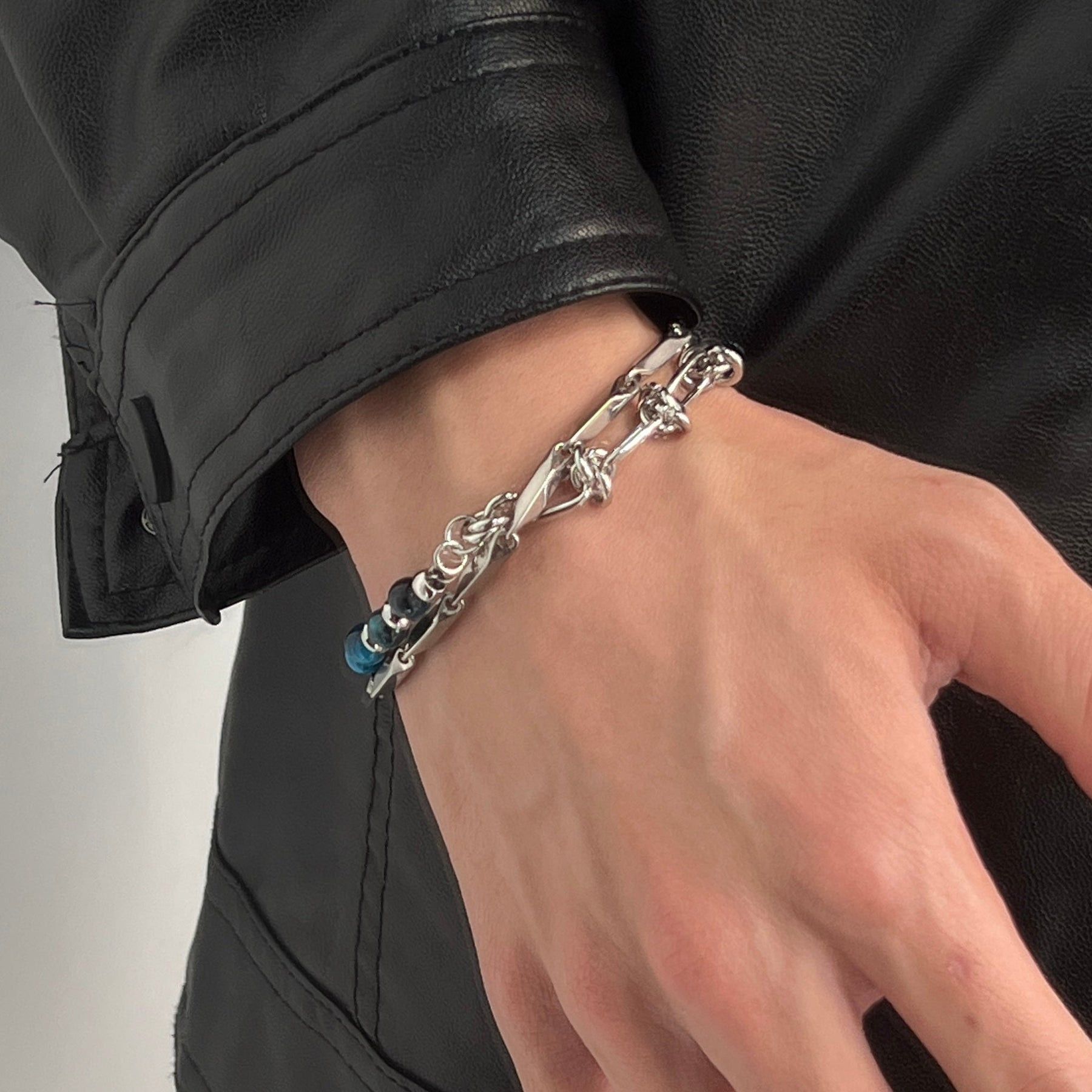 Japanese Brand Blue Stones Layered Bracelet Size ONE SIZE - 3 Thumbnail