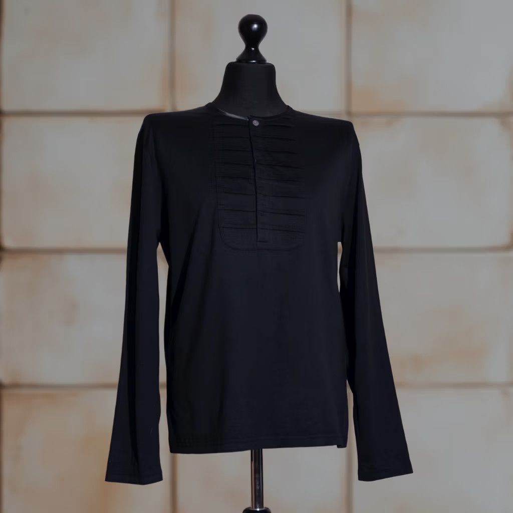 Emanuel Ungaro Ungaro Homme Mens Black Long Sleeve Jumper Lightweight Cotton Size L Size US L / EU 52-54 / 3 - 1 Thumbnail