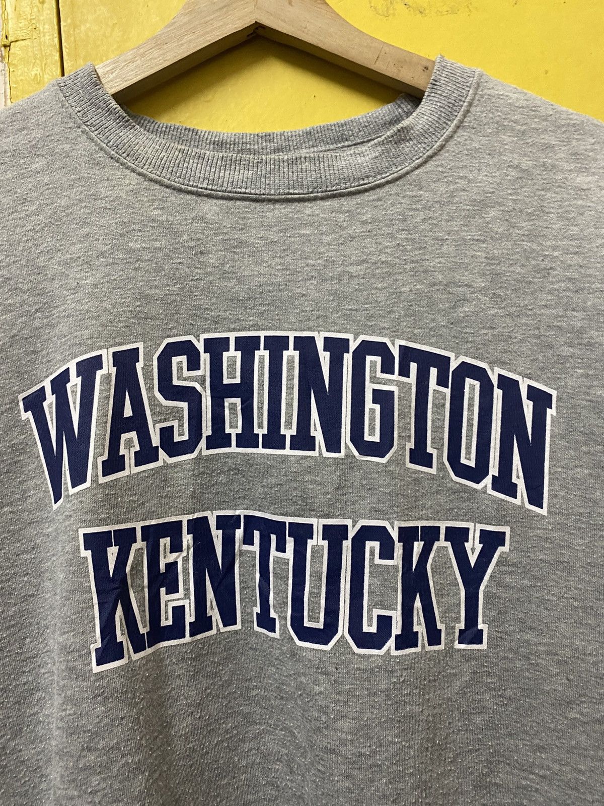 The Unbranded Brand Washington Kentucky Sweatshirt Crewneck Tee Size US L / EU 52-54 / 3 - 3 Thumbnail