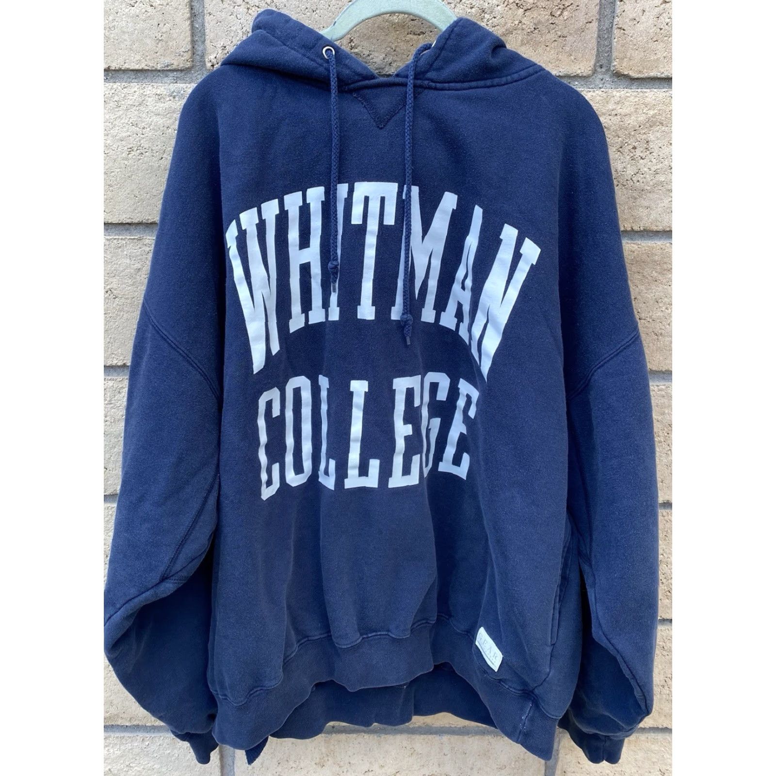 Vintage VINTAGE Gear For Sports Whitman College Hoodie Sweatshirt Navy Blue 2XL Mens Pullover Hooded Graphic Print Pockets Size US XXL / EU 58 / 5 - 3 Thumbnail