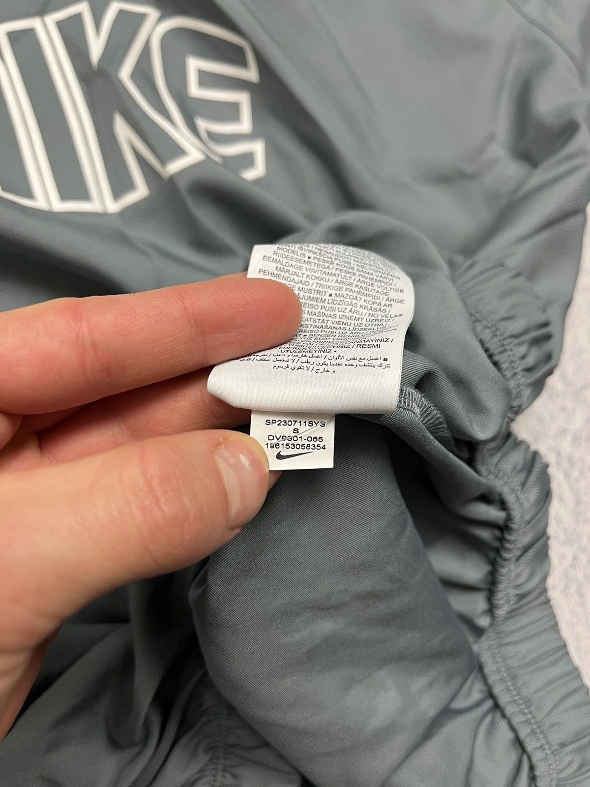 Vintage Vintage Nike Sweatshirt Jacket Drill Hype Y2k Streetwear Size US S / EU 44-46 / 1 - 8 Thumbnail