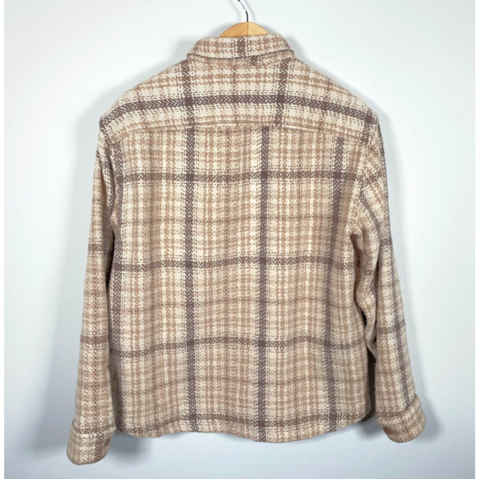 Abercrombie & Fitch Abercrombie & Fitch Flannel Shirt Jacket Mens Medium Beige Plaid Casual Workwear Pockets Unlined Size US M / EU 48-50 / 2 - 2 Thumbnail