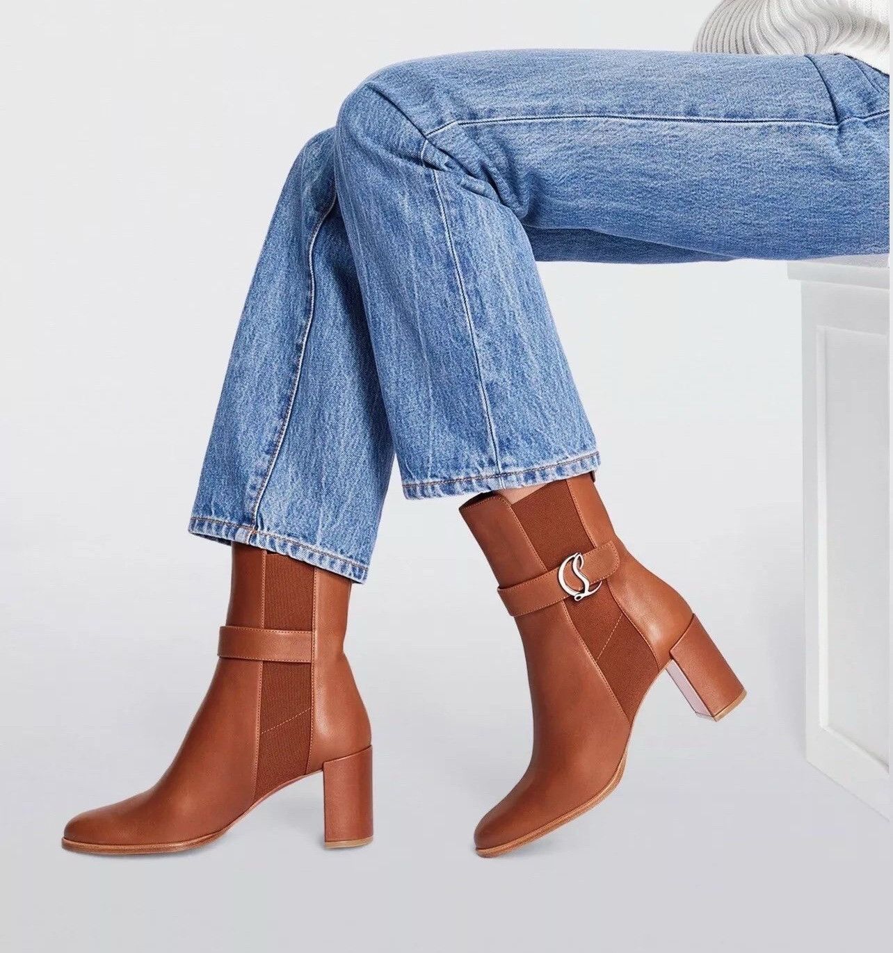 Christian Louboutin Christian Louboutin Leather 70 Chelsea Booties size 39.5 Size US 9.5 / IT 39.5 - 2 Thumbnail