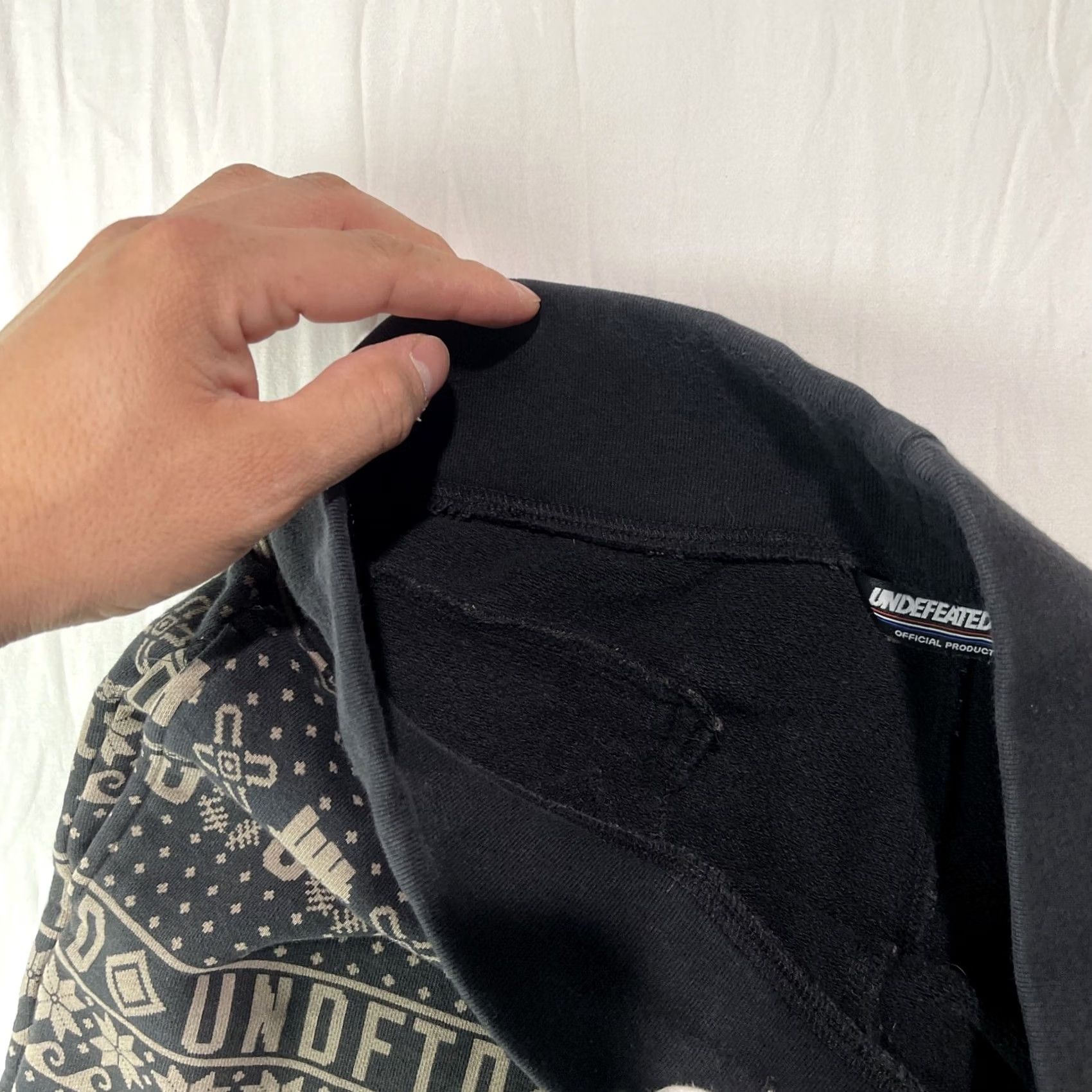 Undefeated VINTAGE Undefeated Shorts Mens Medium UNDFTD Black Fair Isle Sweats Logo Size US 31 - 5 Thumbnail