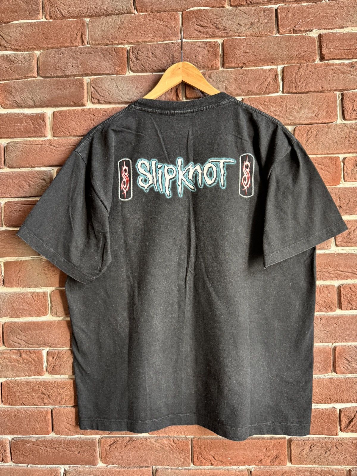 Band Tees Rare Vintage 00s Slipknot Masks Numetal Band Tee Y2K L Size US L / EU 52-54 / 3 - 2 Thumbnail