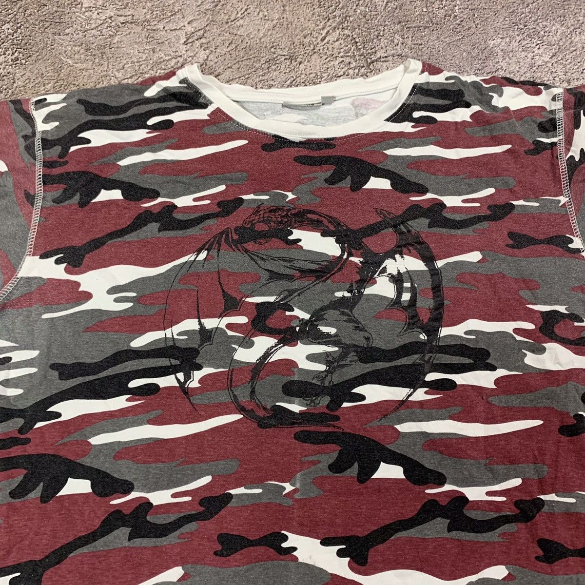 Vintage Vintage Y2K Camo All Over Print Tee Streetwear Baggy Slim XL Size US XL / EU 56 / 4 - 4 Thumbnail