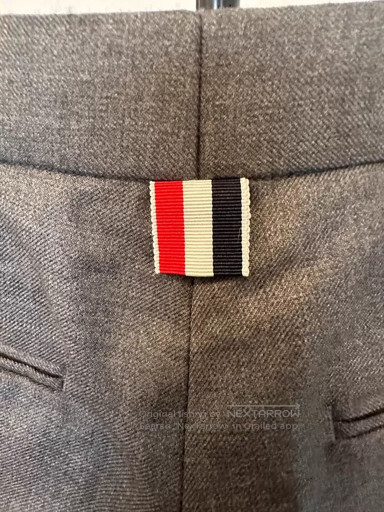 Thom Browne Thom Browne size 1 Gray wool shorts Size US 30 / EU 46 - 4 Thumbnail