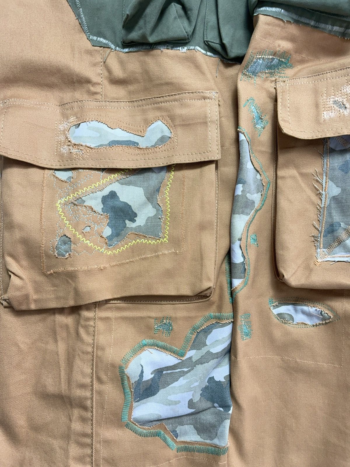 Other Upcycled cargo pants with camouflage patches Size 25" / US 0 / IT 36 - 5 Thumbnail