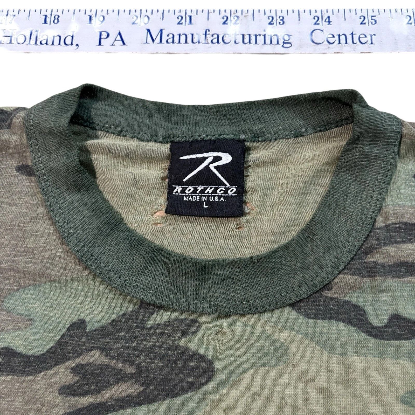Champion Roebux - Paper Thin – 80s Camo T‑Shirt - Large Size US L / EU 52-54 / 3 - 4 Thumbnail