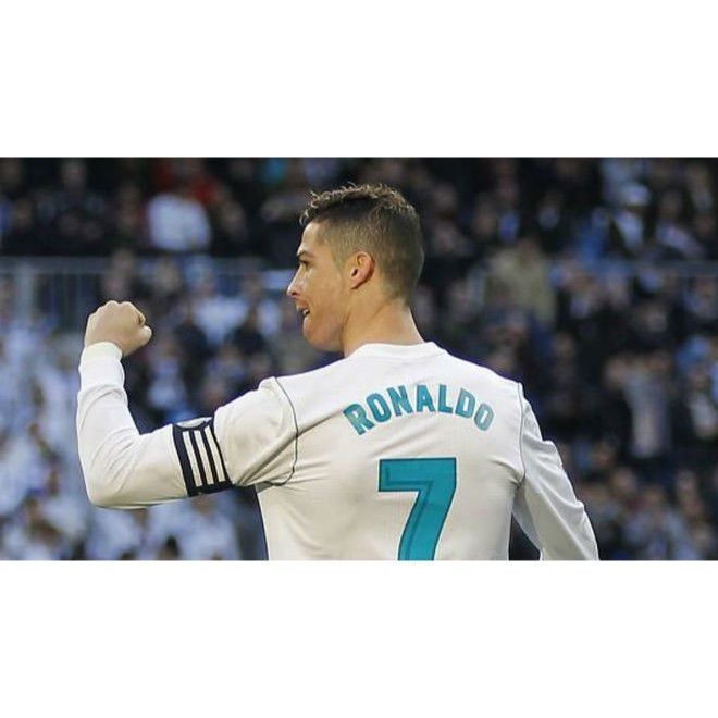 Adidas Cristiano Ronaldo Real Madrid 2017 2018 Soccer Jersey L Size US L / EU 52-54 / 3 - 7 Thumbnail