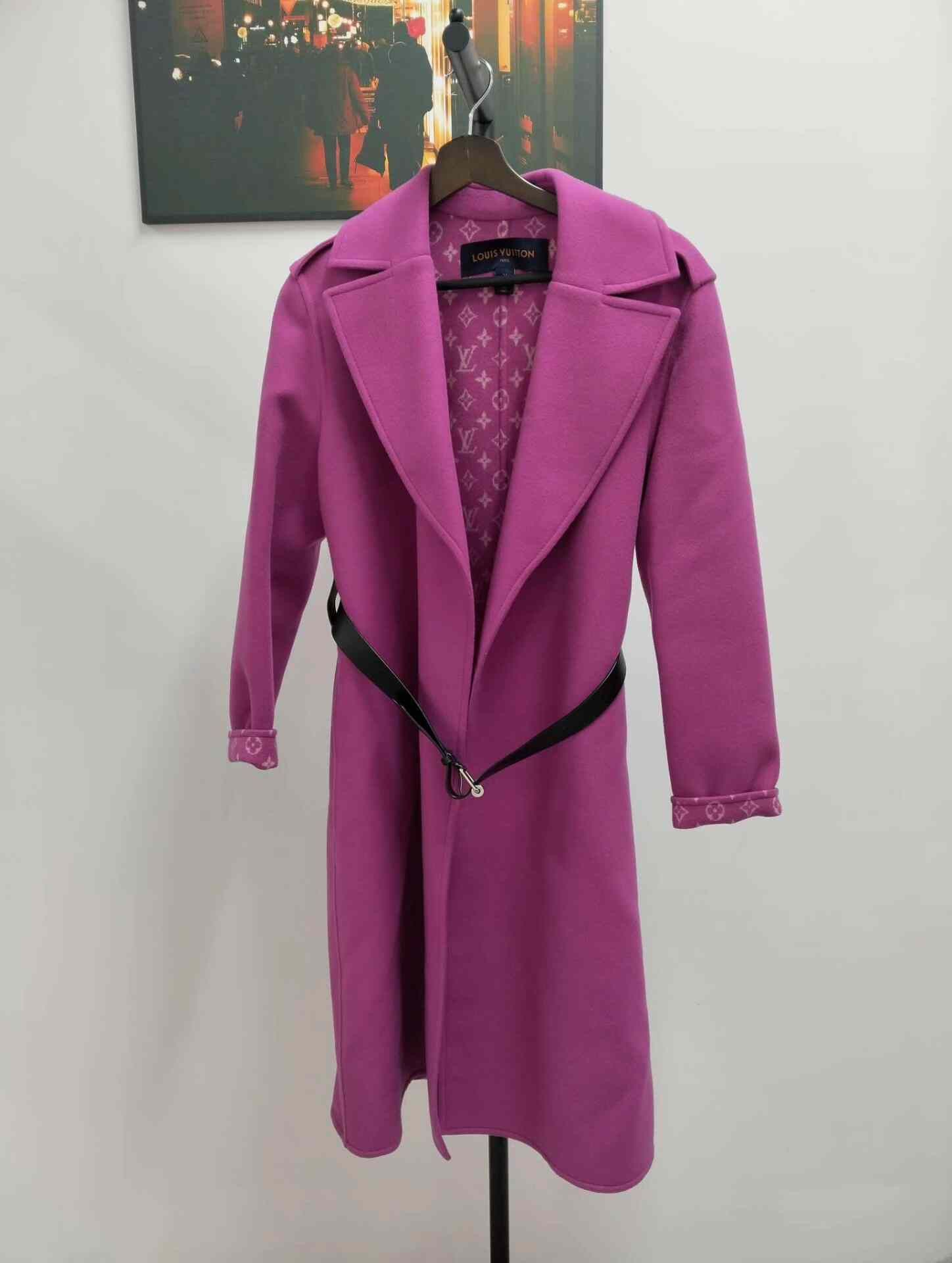 Louis Vuitton Louis Vuitton Pink Heavy Coat 34 Men Size US XS / EU 42 / 0 - 1 Thumbnail