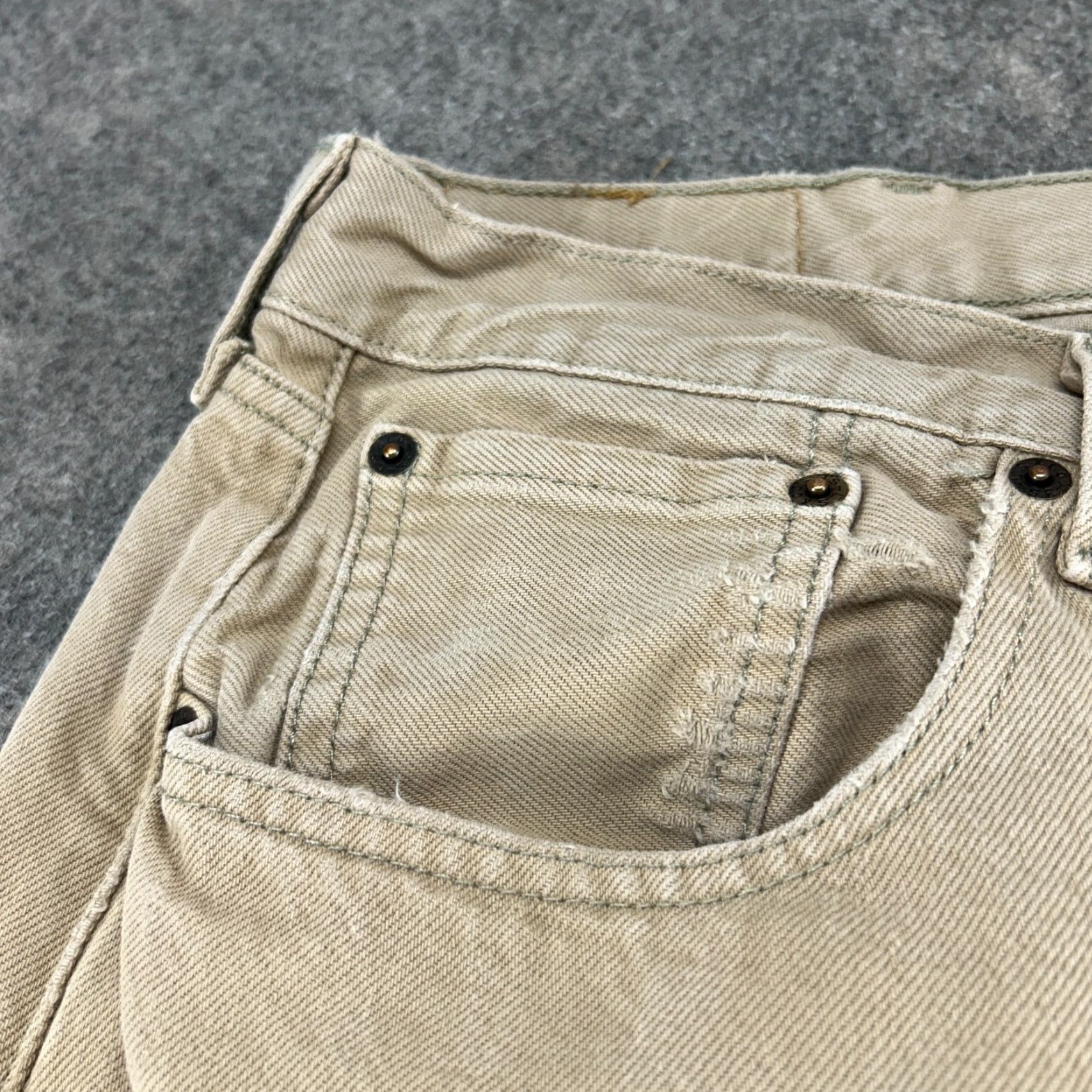 Levi's Levi's 501 Pants Mens 38x34 Brown Denim Regular Fit Distressed Light Wash Straight Leg Size US 38 / EU 54 - 3 Thumbnail