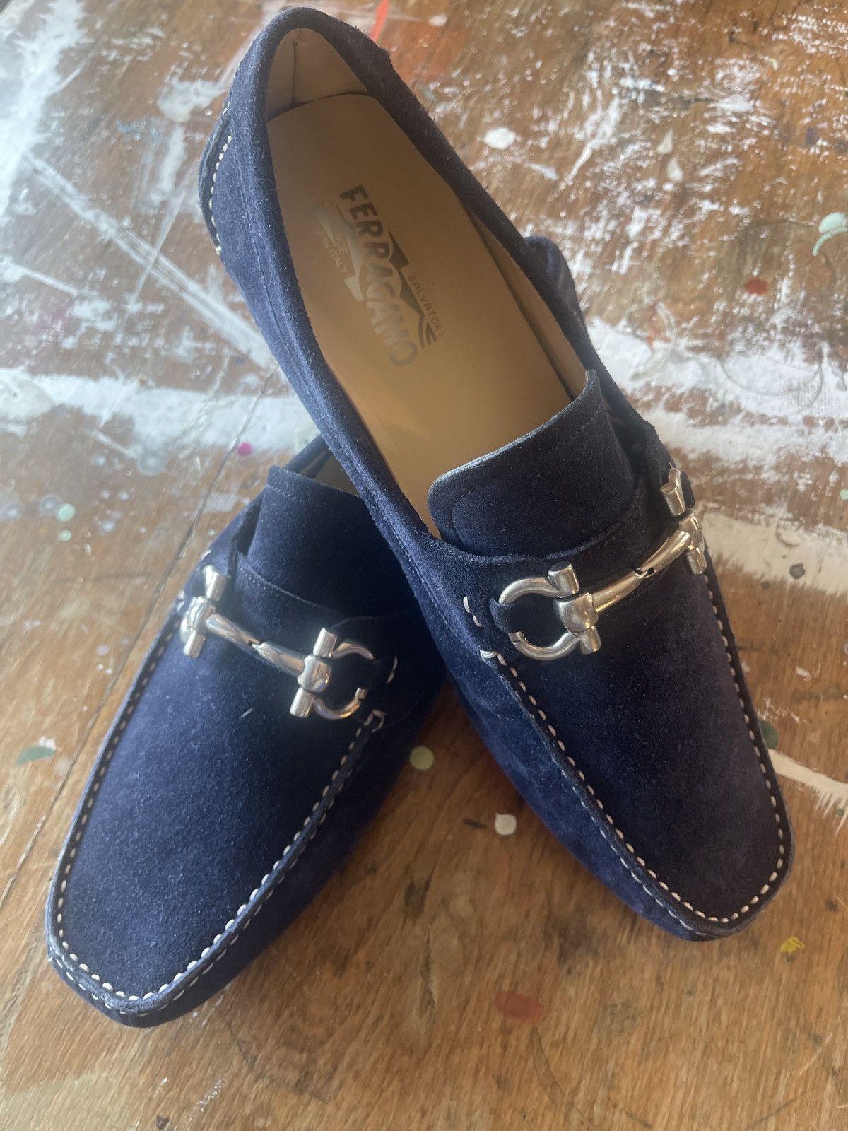Salvatore Ferragamo Ferragamo blue suede driving moccasin Size US 10 / EU 43 - 7 Thumbnail