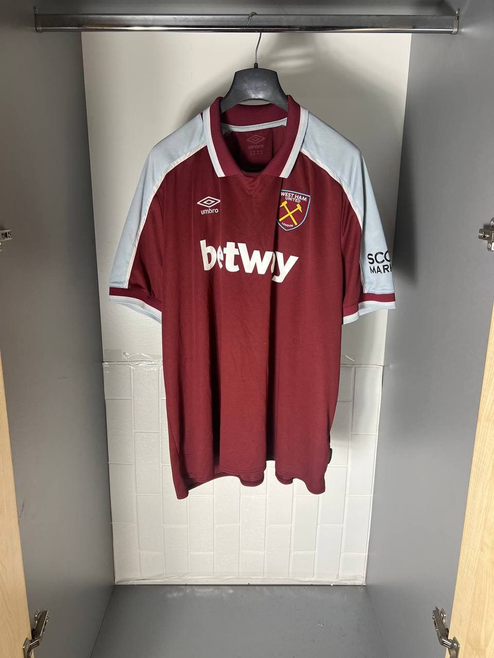 Umbro VINTAGE UMBRO FC WEST HAM UNITED ENGLAND SOCCER JERSEY RETRO Size US XXL / EU 58 / 5 - 1 Thumbnail