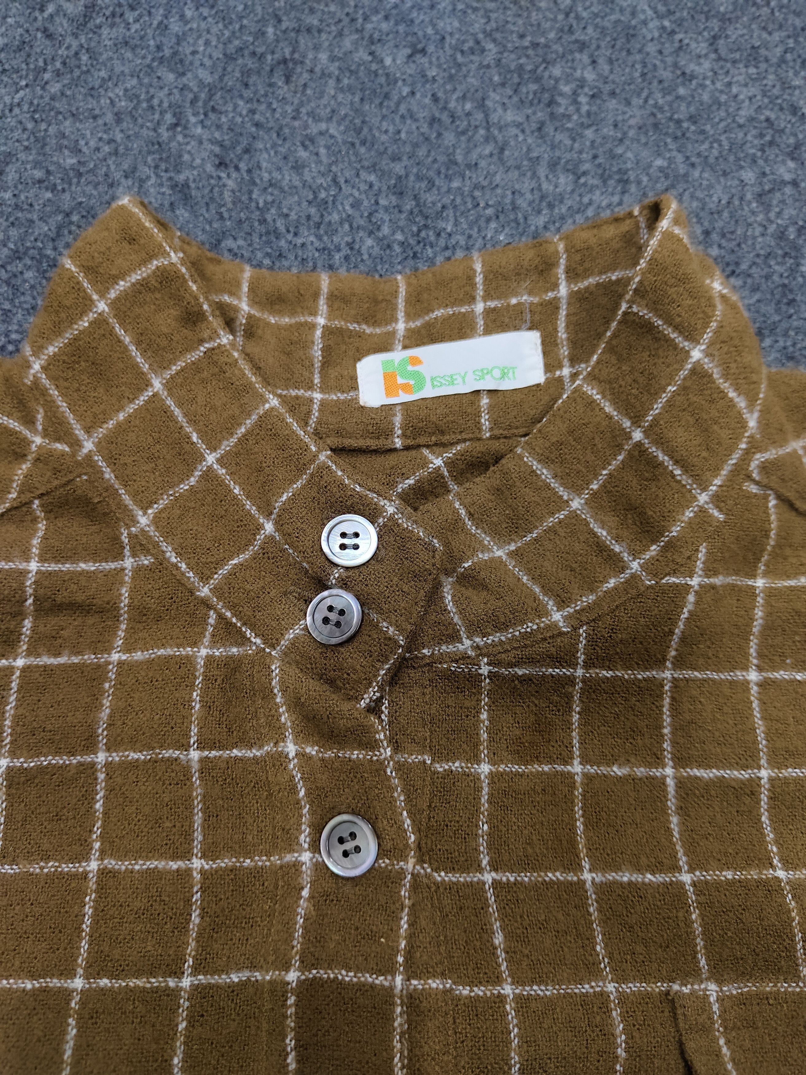 Issey Miyake 80s Issey Sport- Archived Plaid Stand Collar Wool Shirt Size US M / EU 48-50 / 2 - 6 Thumbnail