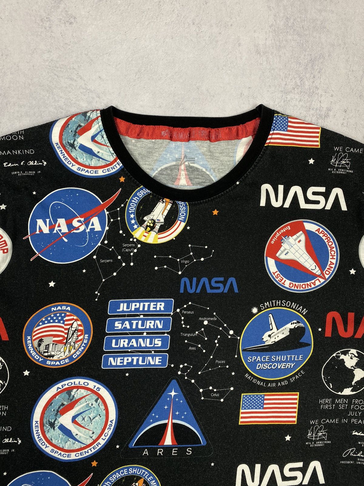 Alpha Industries Alpha Industries NASA Cosmos USA Flag Tee Size US XL / EU 56 / 4 - 4 Thumbnail
