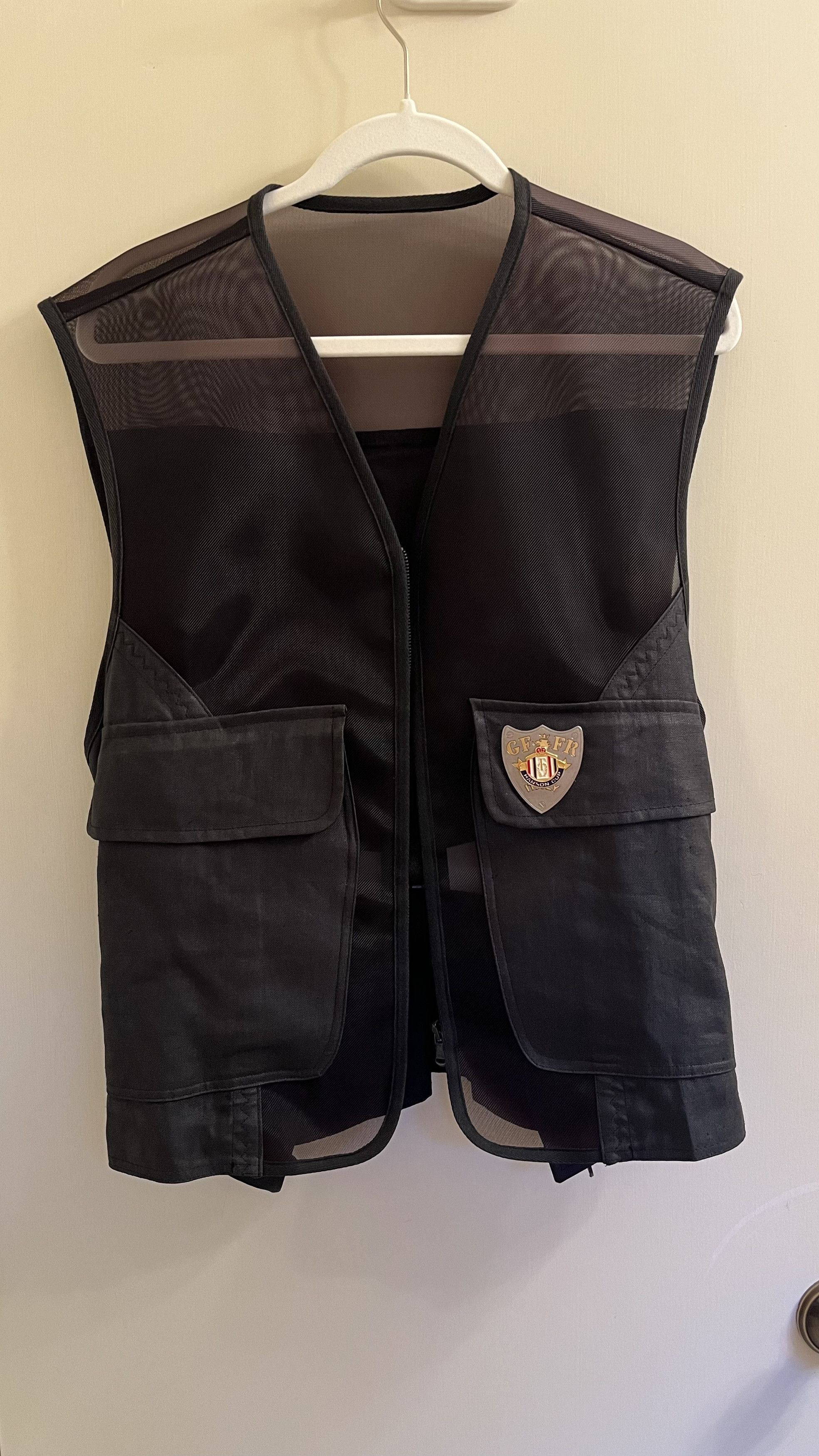 Gianfranco Ferre Gianfranco Ferre Mesh and Leather Vest - Rare 90s Runway Size US L / EU 52-54 / 3 - 1 Thumbnail