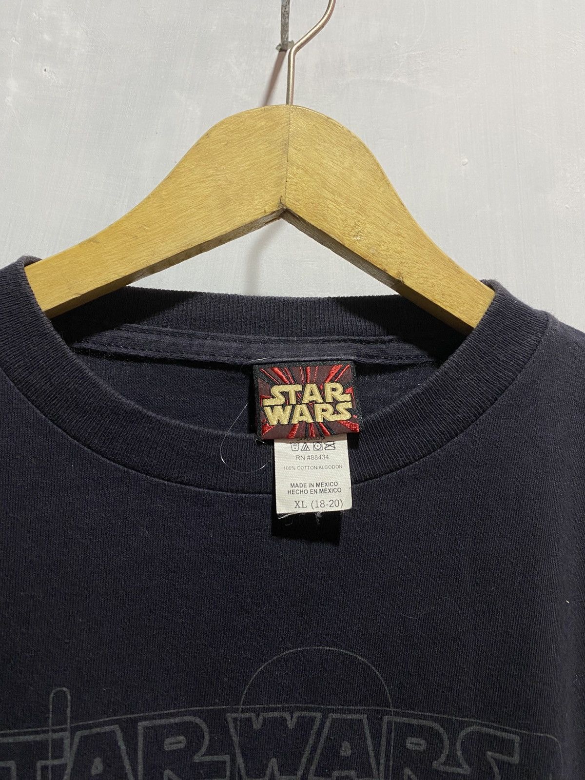 Star Wars Vintage star wars various cast members tshirt Size US M / EU 48-50 / 2 - 4 Thumbnail