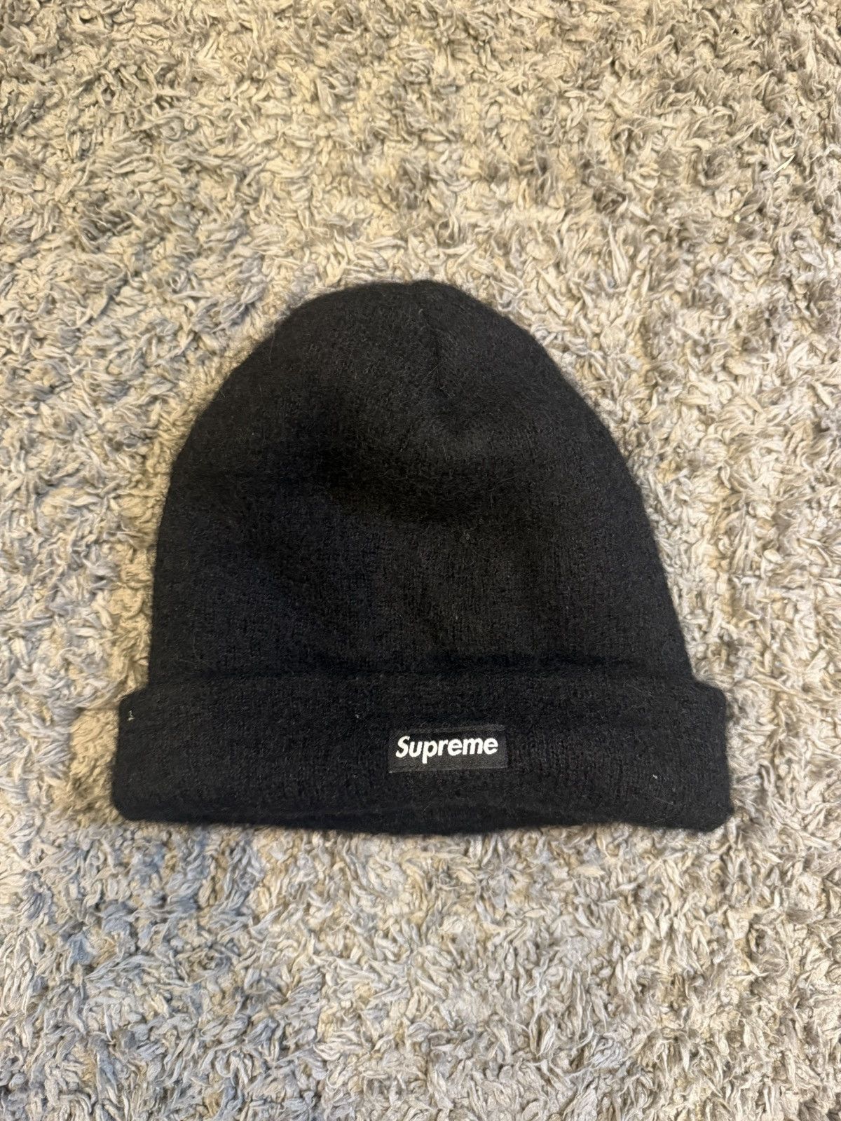 Supreme Supreme Black Fuzzy Beanie Size ONE SIZE - 1 Thumbnail