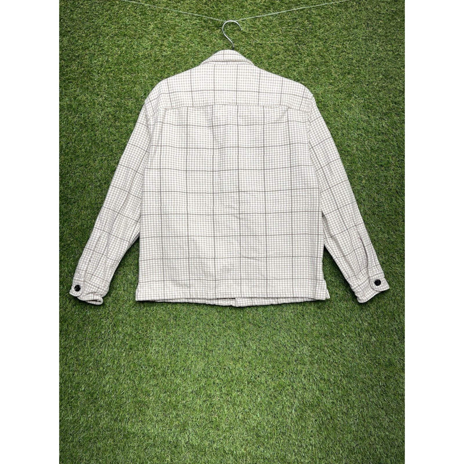 Abercrombie & Fitch VINTAGE Abercrombie & Fitch Shacket Shirt Mens Small Relaxed Oversized Plaid Flannel Button Beige 90s Outdoor Preppy Pocket Mens Size US S / EU 44-46 / 1 - 3 Thumbnail