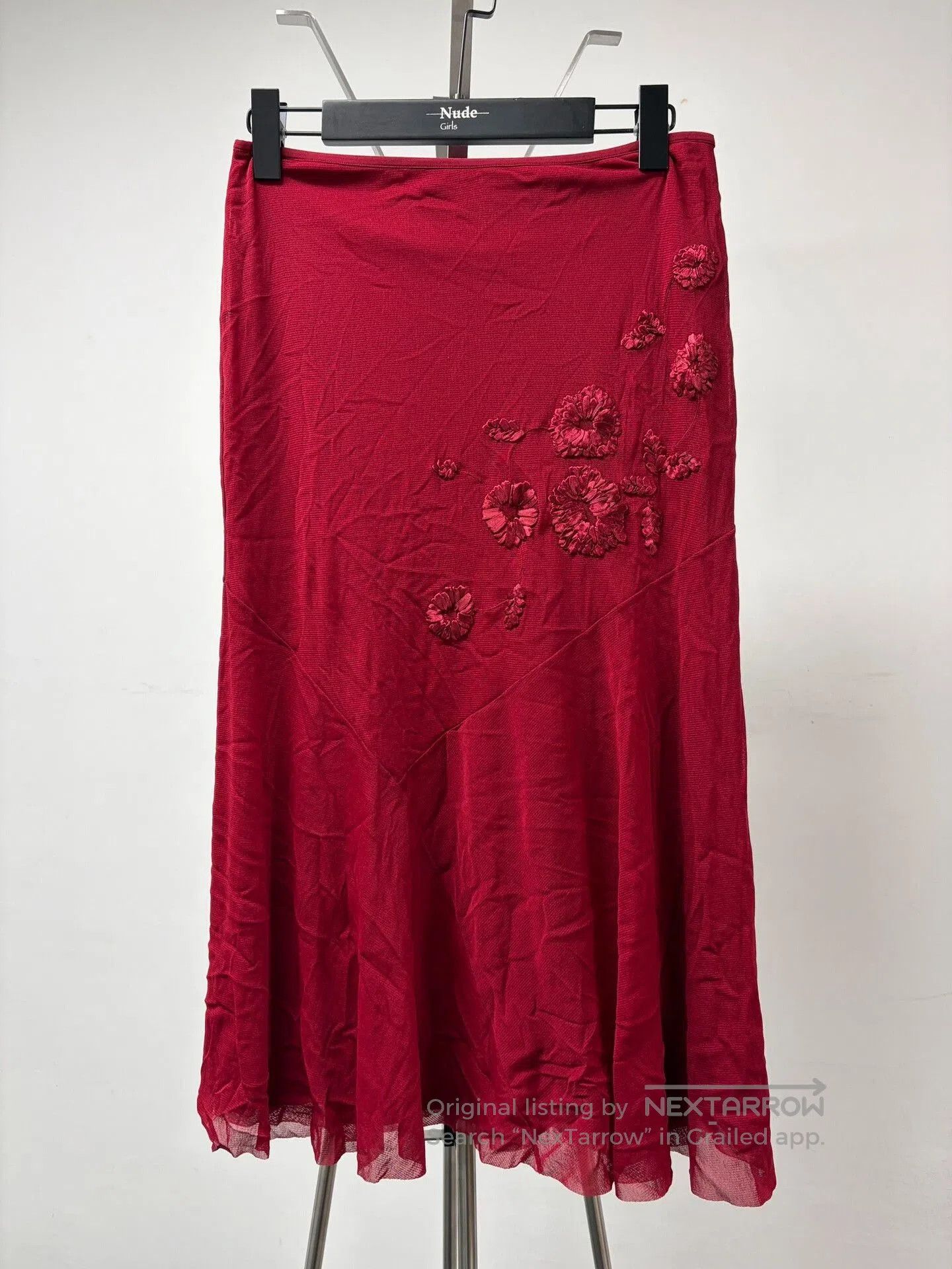Vivienne Tam Vivienne Tam Red Embroidered Mesh Skirt. Size 23" - 1 Thumbnail