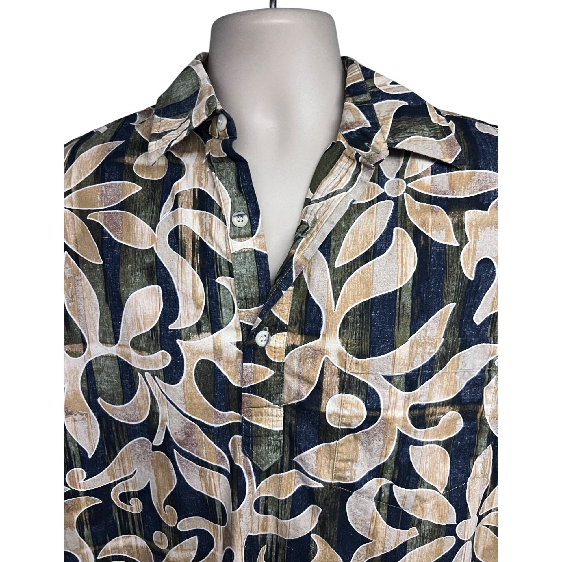 Vintage Go Barefoot Mens Vintage Reverse Floral Print Pullover Hawai Size US L / EU 52-54 / 3 - 4 Thumbnail