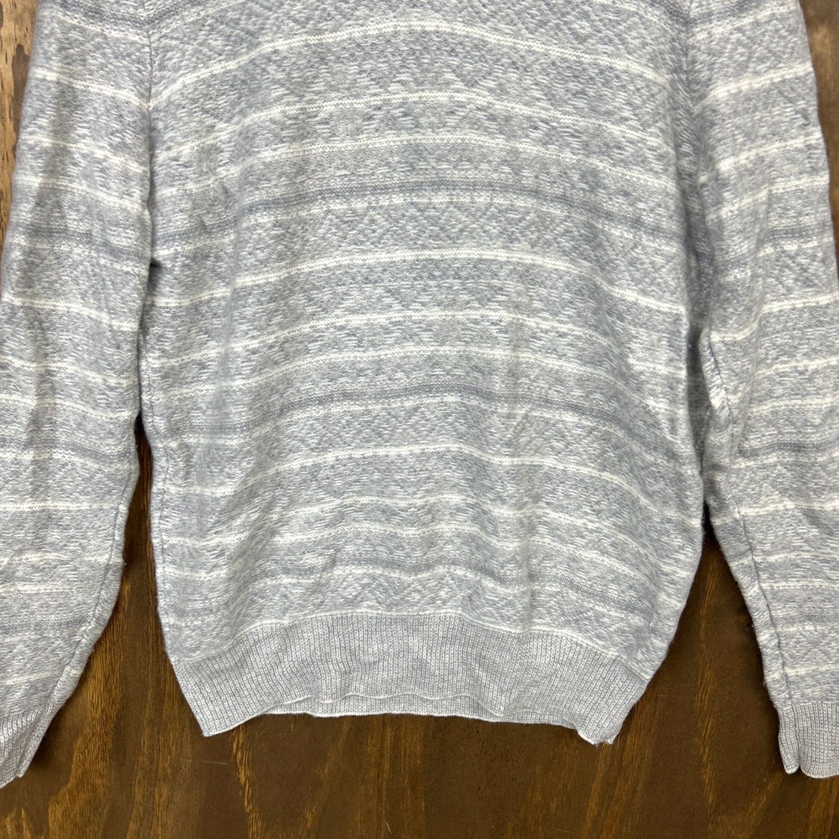Vintage Cashmere Blend Mens Sweater Gray V-Neck Wool Long Sleeve L Knit Pullover Casual Workwear Winter Fall Mens Size US L / EU 52-54 / 3 - 3 Thumbnail