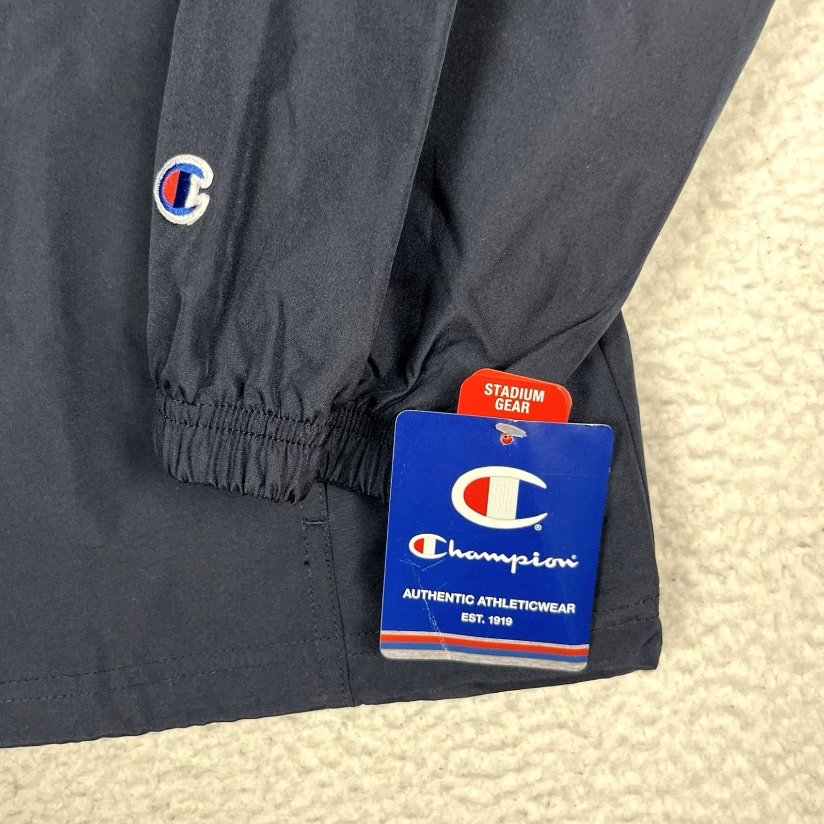 Champion NWT Champion Hoodie Anorak Windbreaker Navy Blue XL Mens Pullover Nylon Polyester Windbreaker Colorful Size US XL / EU 56 / 4 - 4 Thumbnail