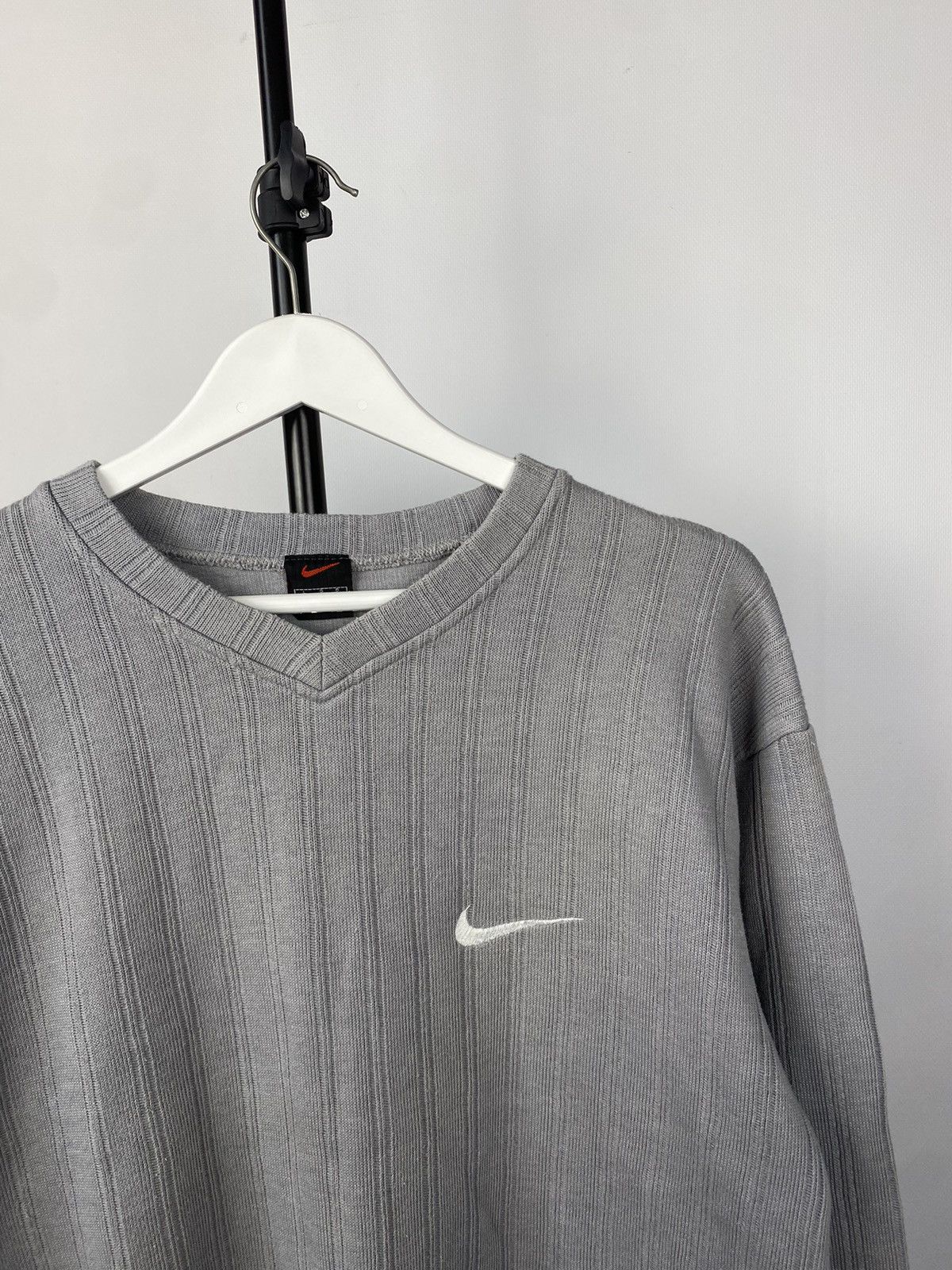Nike × Vintage Vintage 90s Nike V-Neck sweatshirt sweater Size US M / EU 48-50 / 2 - 5 Thumbnail
