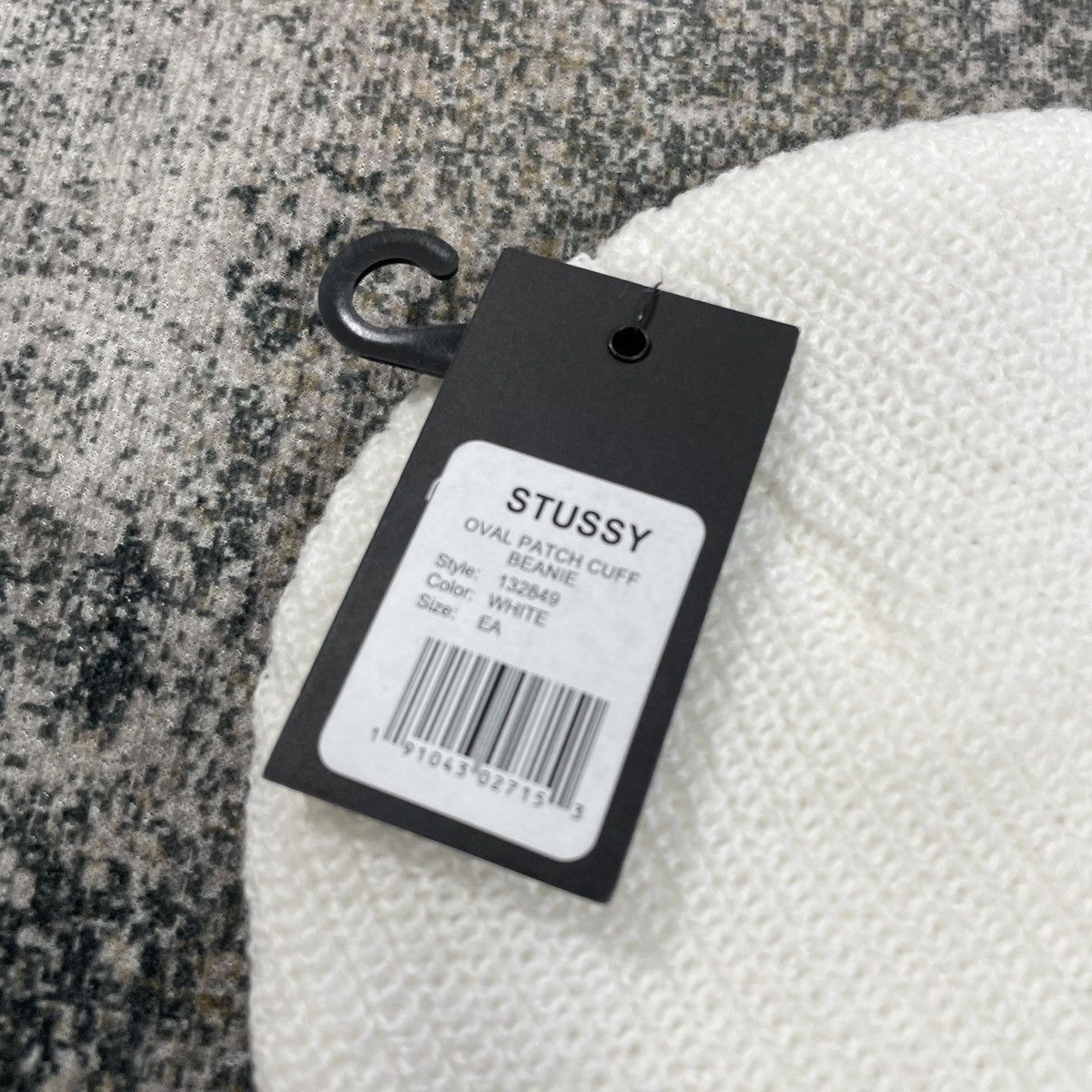 Stussy STUSSY BEANIE WHITE OVAL LOGO Size ONE SIZE - 3 Thumbnail