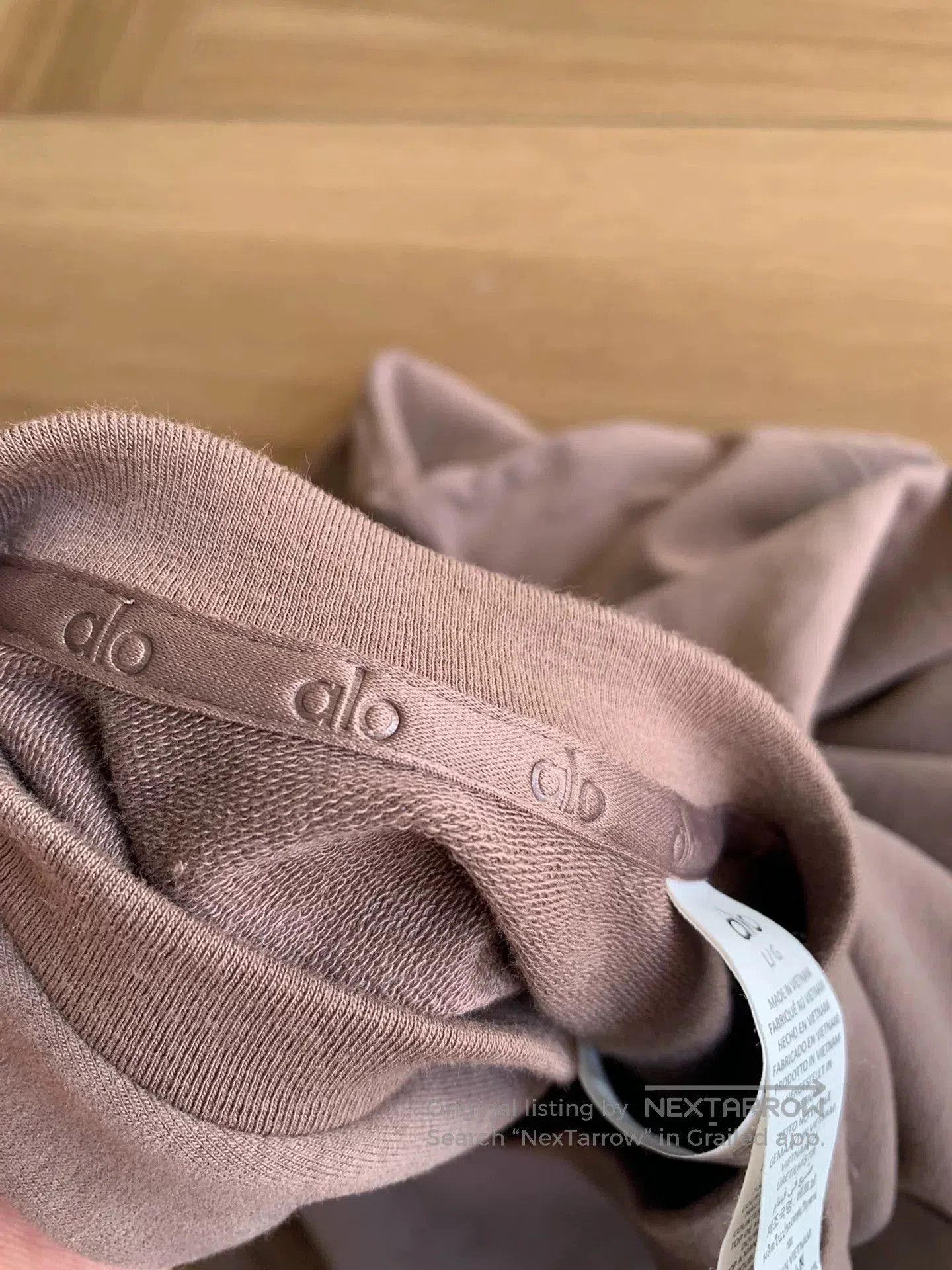 Alo alo double take short sleeve t. Size US L / EU 52-54 / 3 - 7 Thumbnail