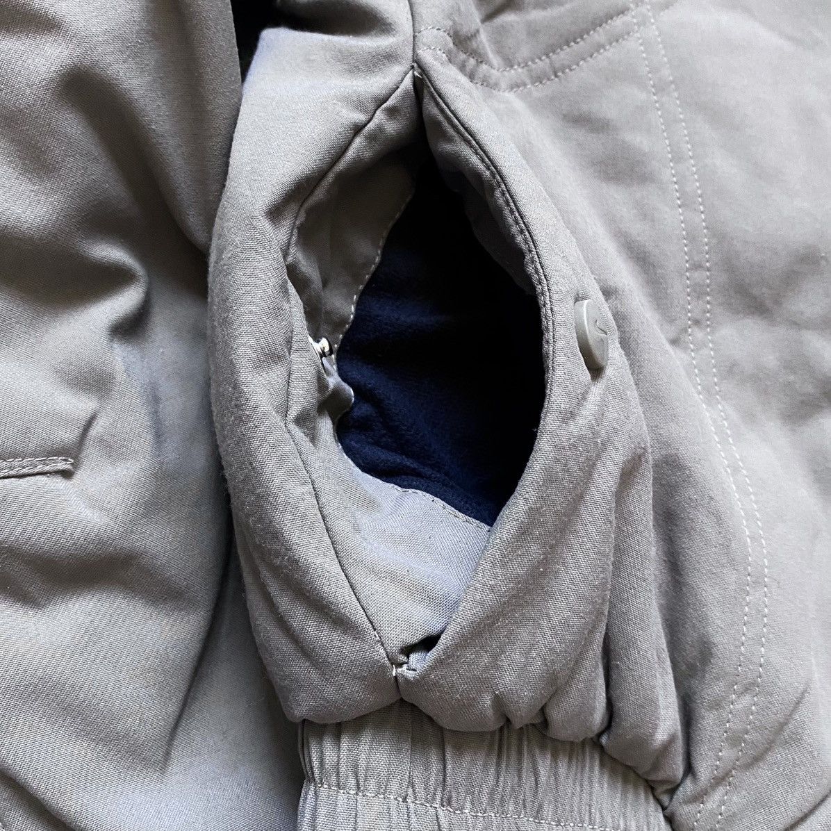 Nike Ws Y2K Vintage Nike Gray Light Zip Utility Jacket Streetwear Size M / US 6-8 / IT 42-44 - 14 Thumbnail