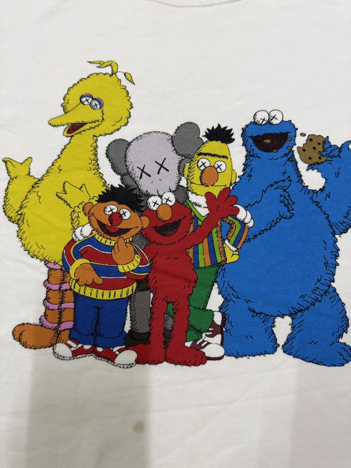 Kaws × Uniqlo Uniqlo Kaws Sweatshirt Size US S / EU 44-46 / 1 - 6 Thumbnail