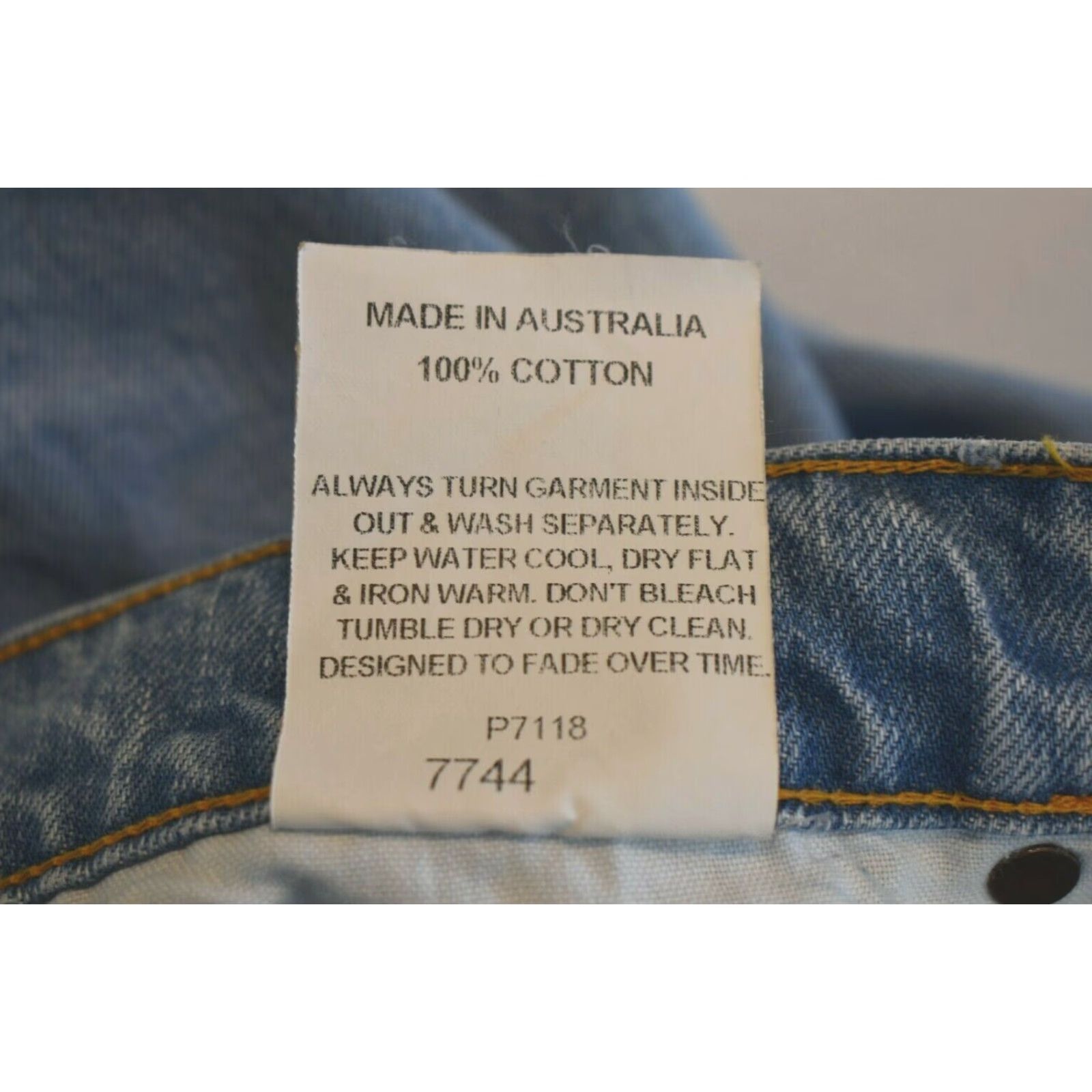 Nobody Denim Nobody Denim Jeans Two Toned Distressed High Rise 32x26 Blue Denim Straight Womens Keyboard: 32x26? Size 24" / US 00 / IT 34 - 5 Thumbnail