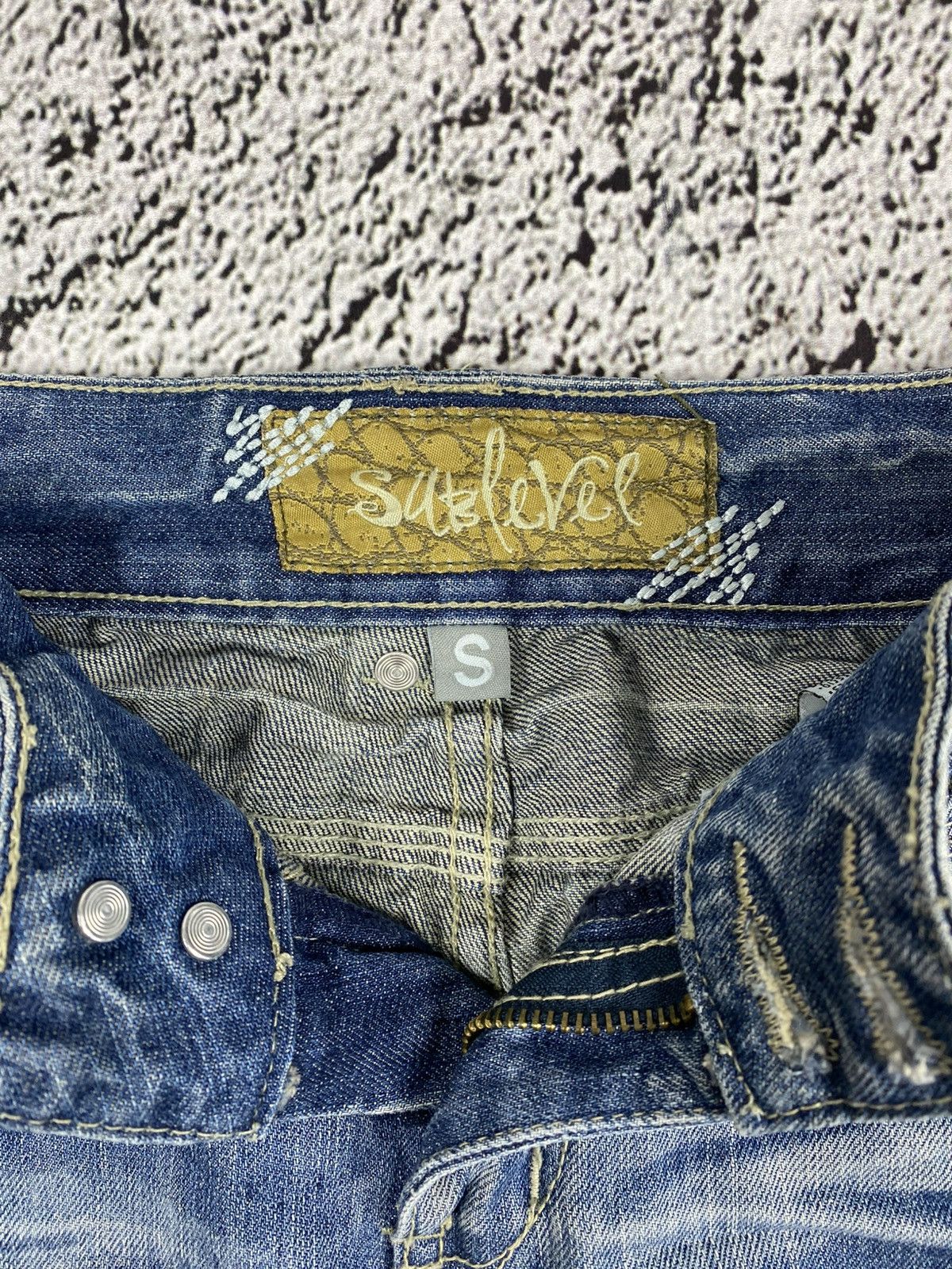 Vintage Vintage Y2K faded denim mini skirt 00s juicy style S Size 28" / US 6 / IT 42 - 4 Thumbnail