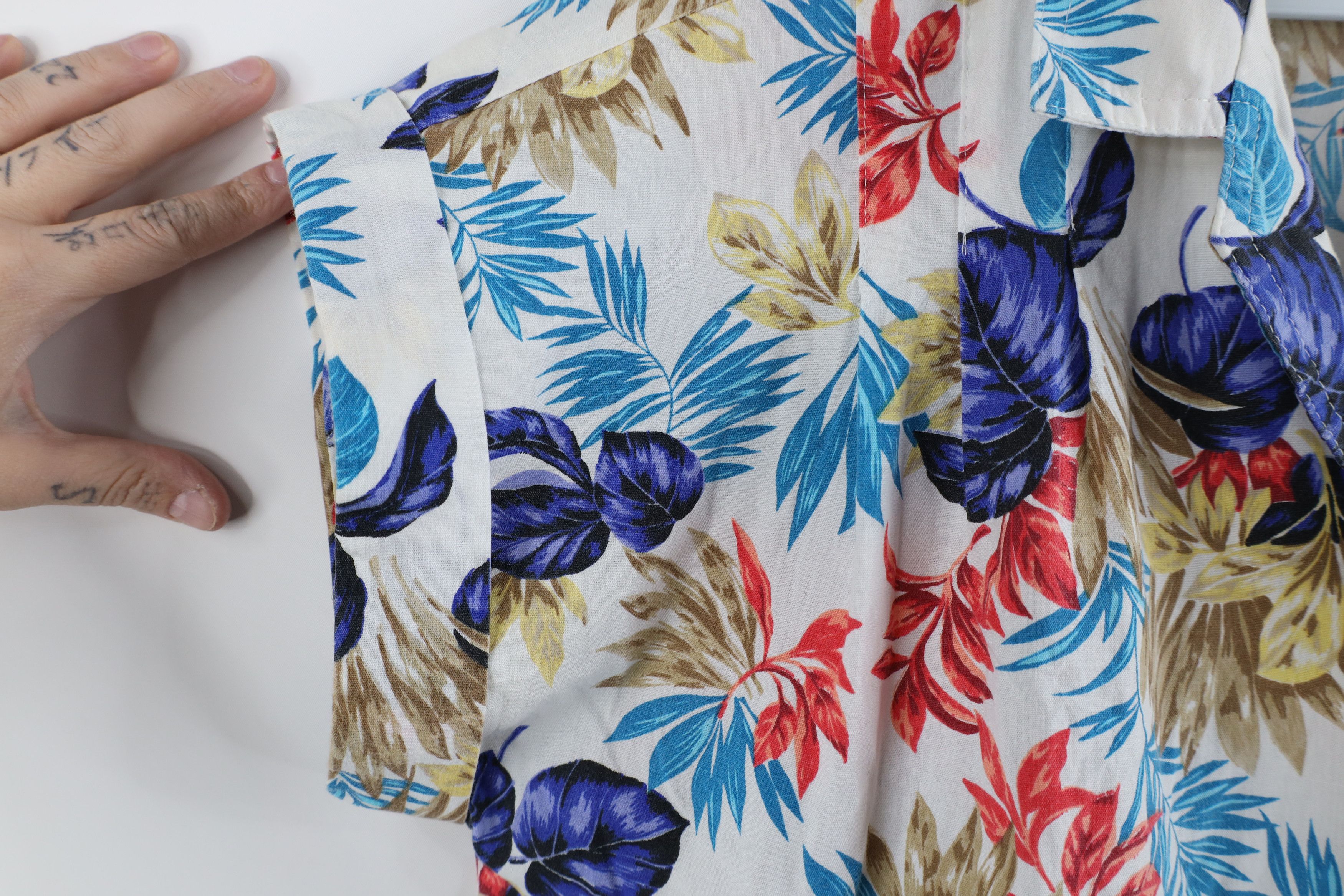 Vintage Vintage 80s 90s Streetwear Cuffed Hawaiian Button Shirt USA Size XL / US 12-14 / IT 48-50 - 6 Thumbnail