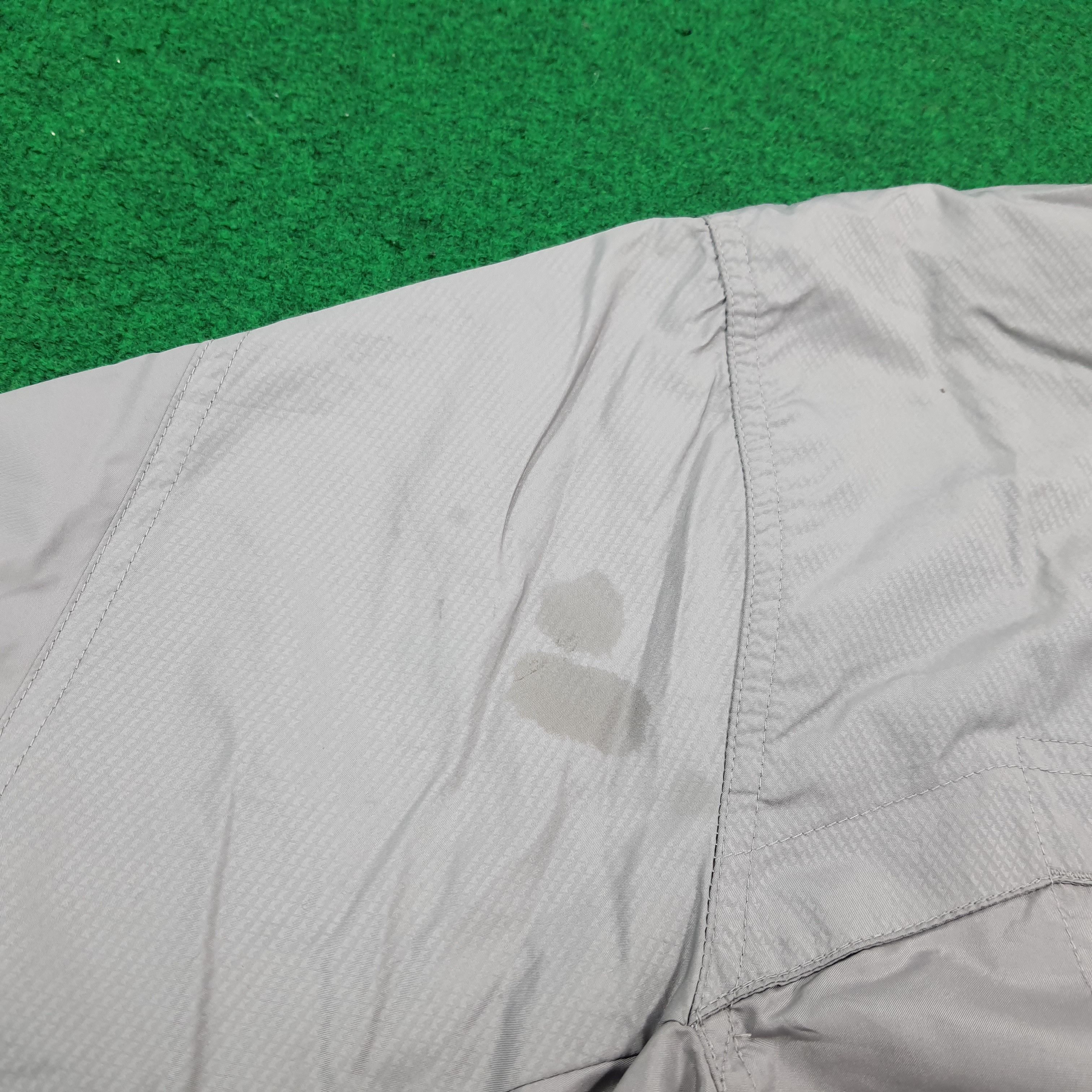 Nike Vintage Nike Training Zipper Outerwear Jacket C309N8 Size US L / EU 52-54 / 3 - 13 Thumbnail