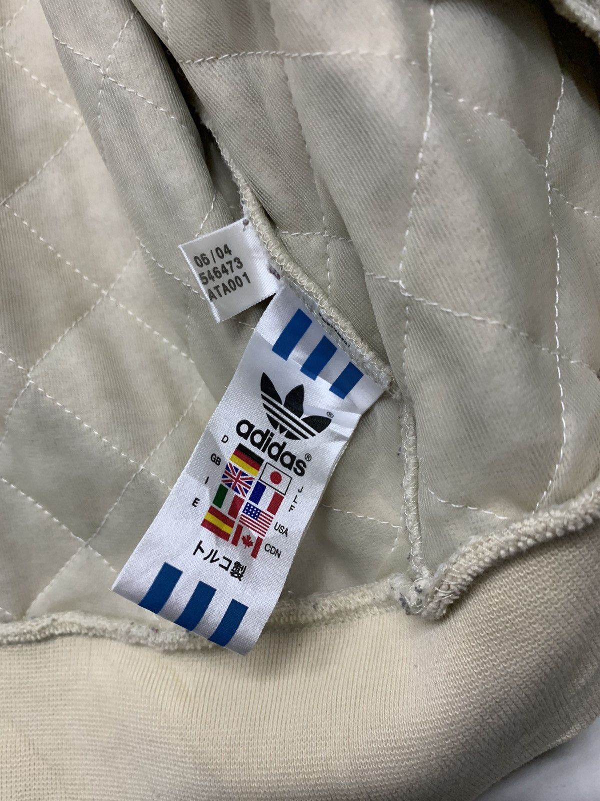 Adidas Vintage 90's Adidas Small Logo Zipper Down Velvet Sweater Size US L / EU 52-54 / 3 - 6 Thumbnail