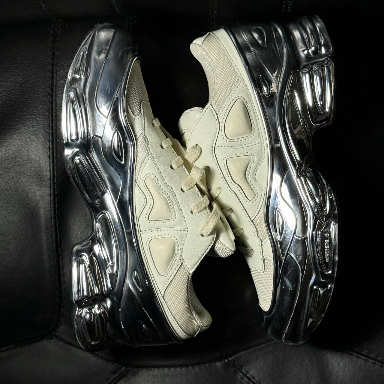 Adidas × Raf Simons adidas raf simons ozweego metallic Size US 5.5 / EU 38 - 5 Thumbnail
