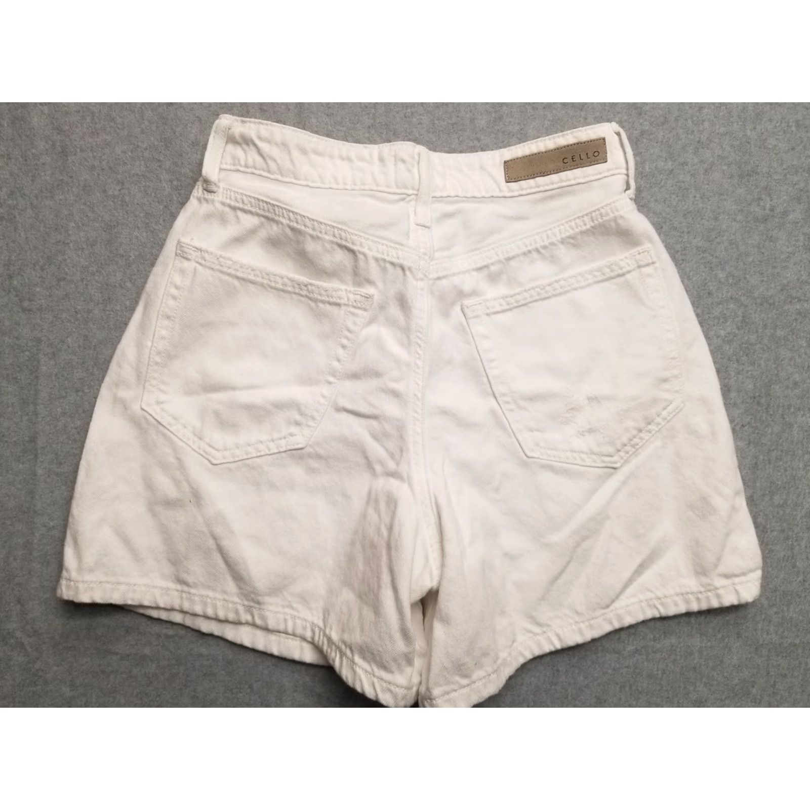 Denime VINTAGE Cello Shorts Womens Small White 100% Cotton Denim Distressed Faded Casual Jeans Size 28" / US 6 / IT 42 - 5 Thumbnail