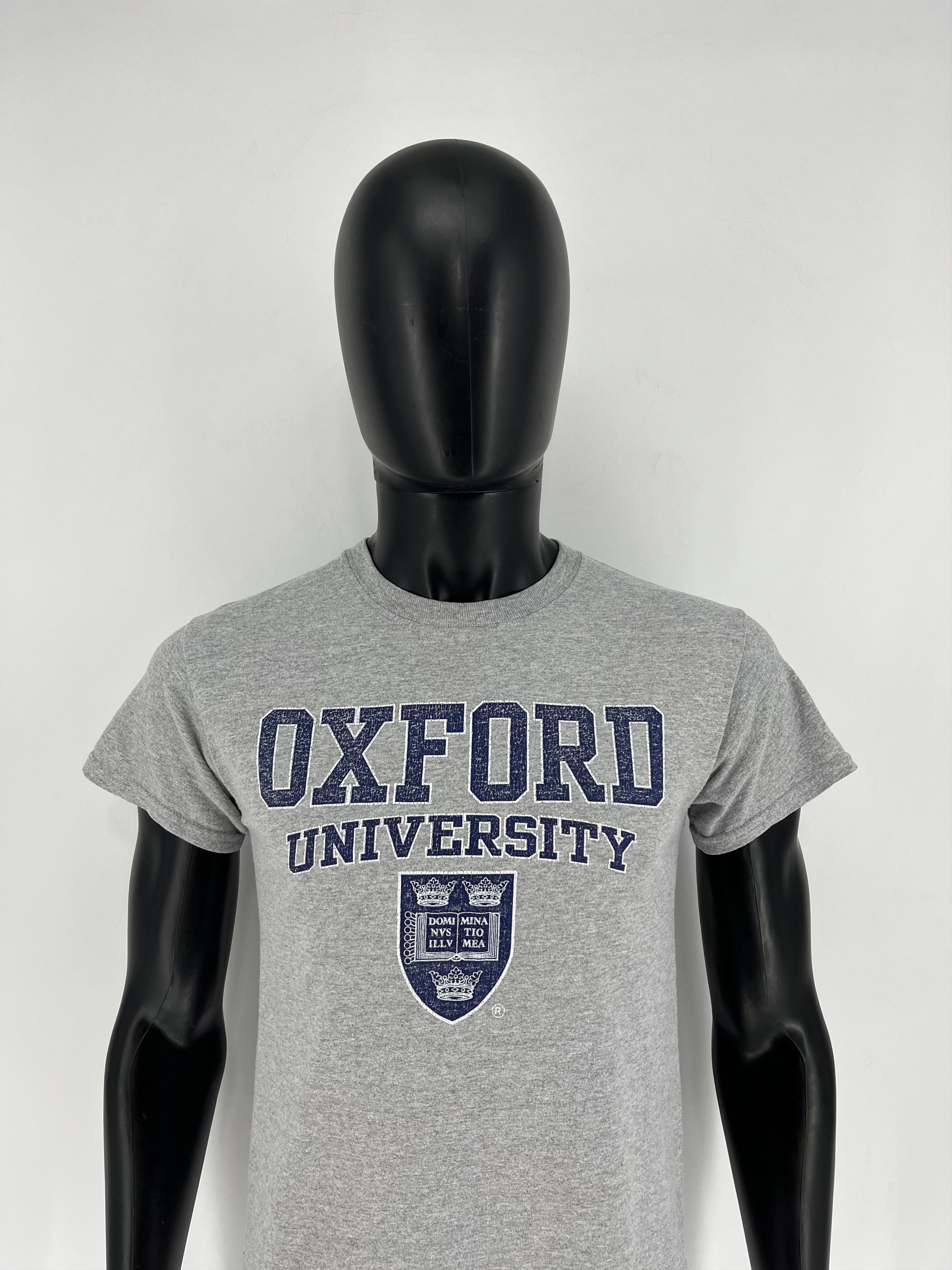 Vintage Vintage Y2K Oxford University 90s tshirt Size US L / EU 52-54 / 3 - 1 Thumbnail
