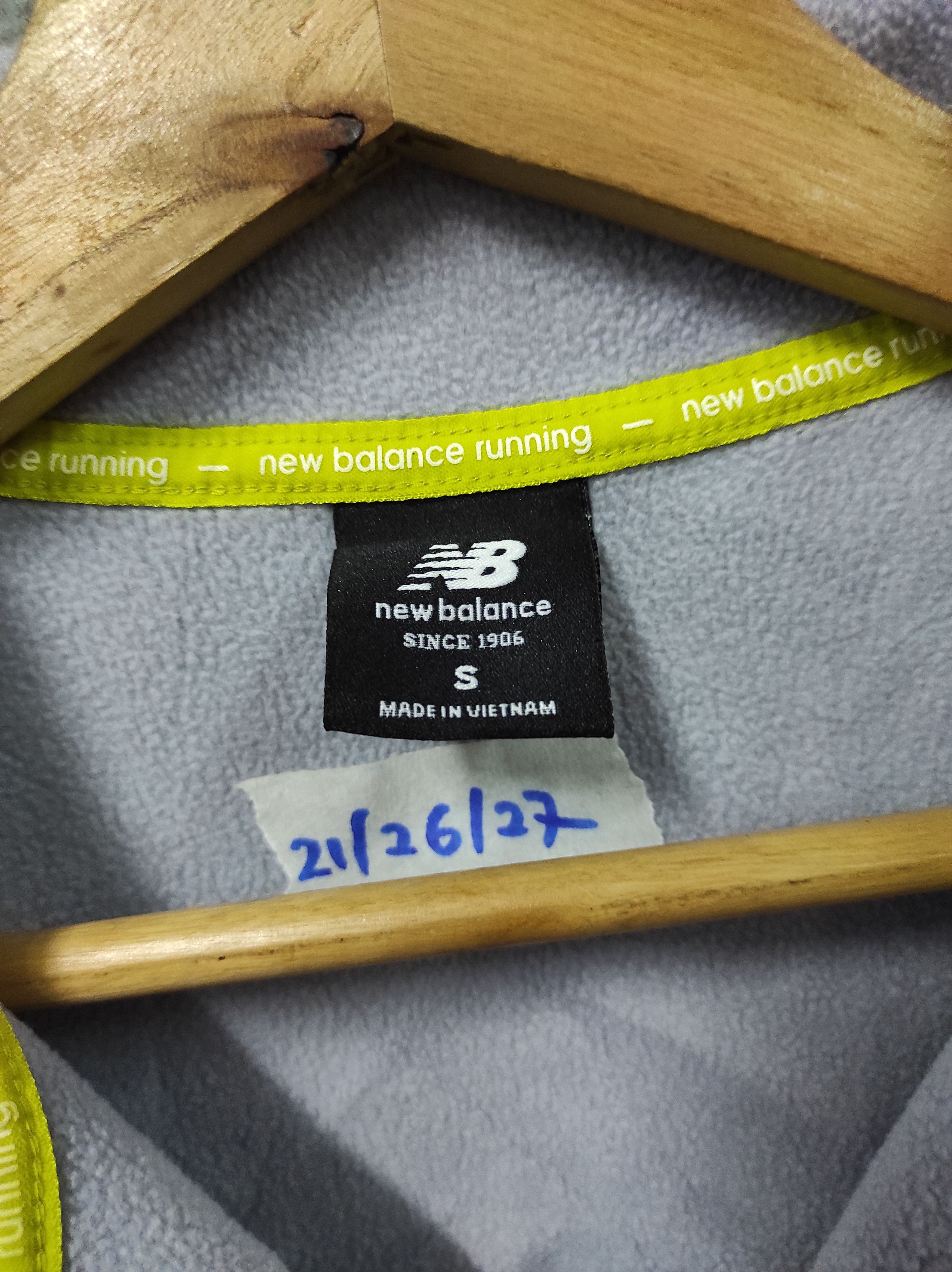 New Balance NEW BALANCE NBRC HALF ZIPPER SWEATER Size S / US 4 / IT 40 - 8 Thumbnail