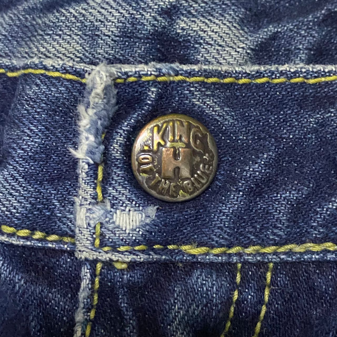 Le Grande Bleu (L.G.B.) 💥Best Offer💥Vintage Blue Blue Japan FlareDistressed Denim Size US 31 - 12 Thumbnail